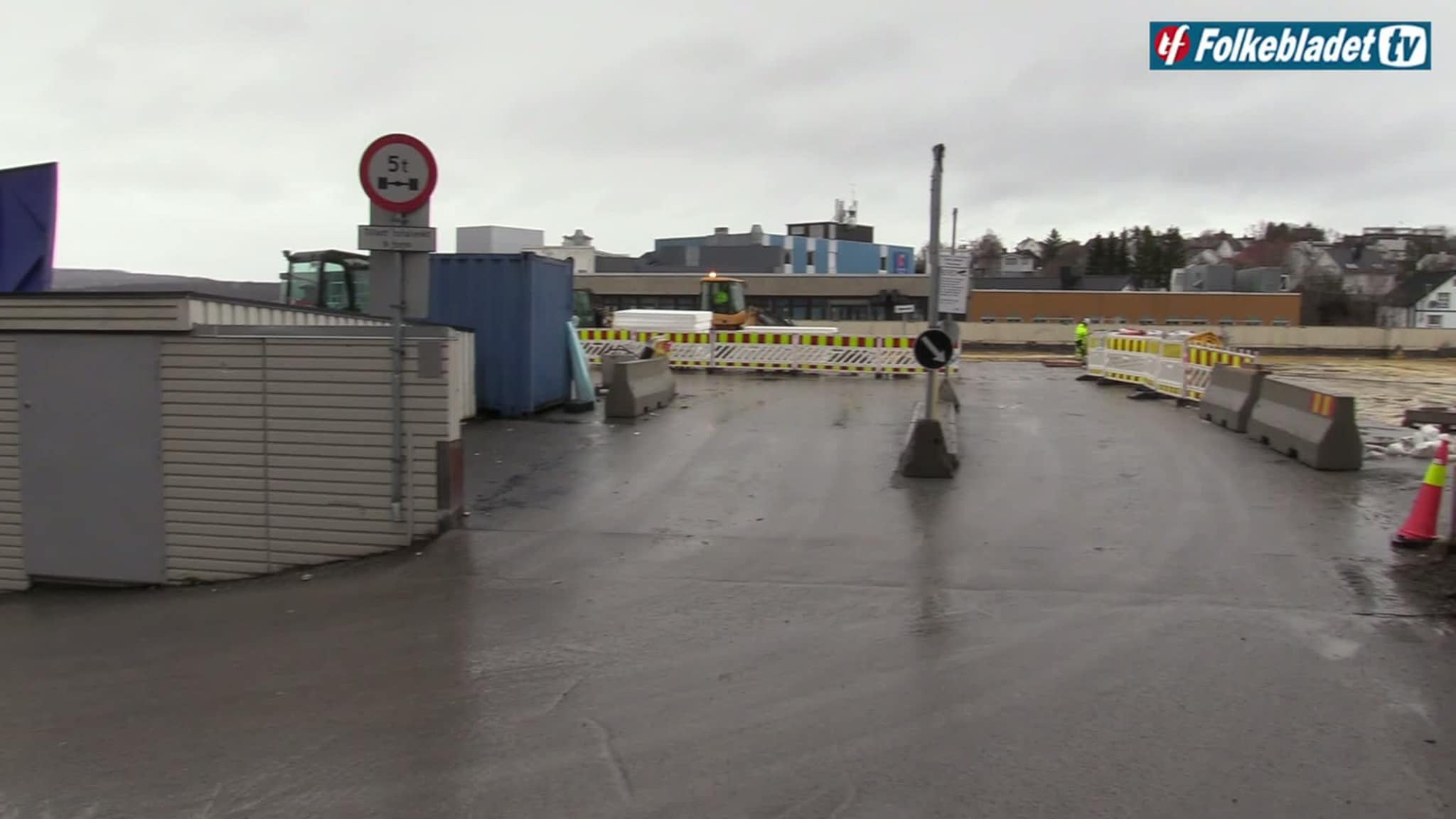 Nå stenges taket på Thon senteret