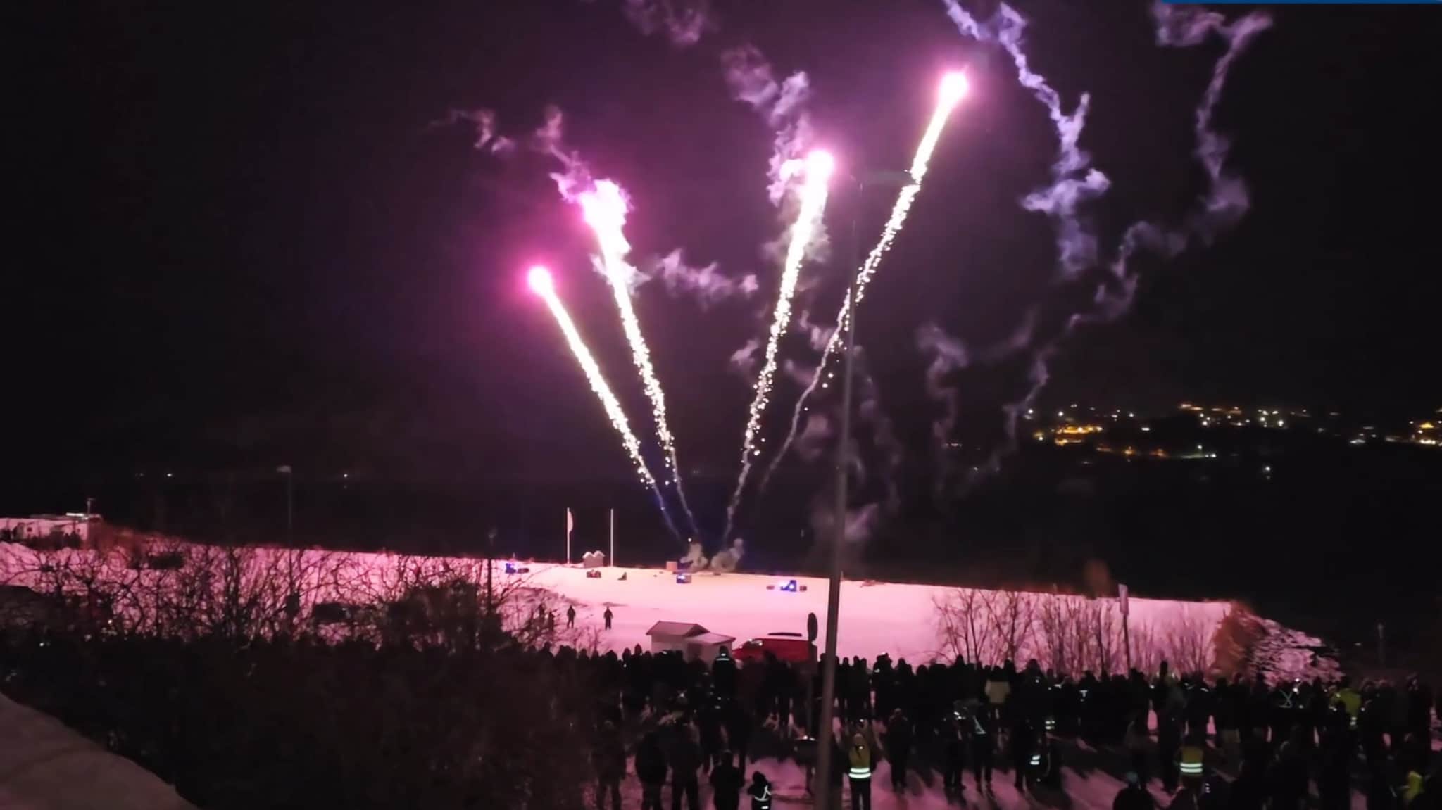 Fyrverkerishow — og naturens eget lysshow