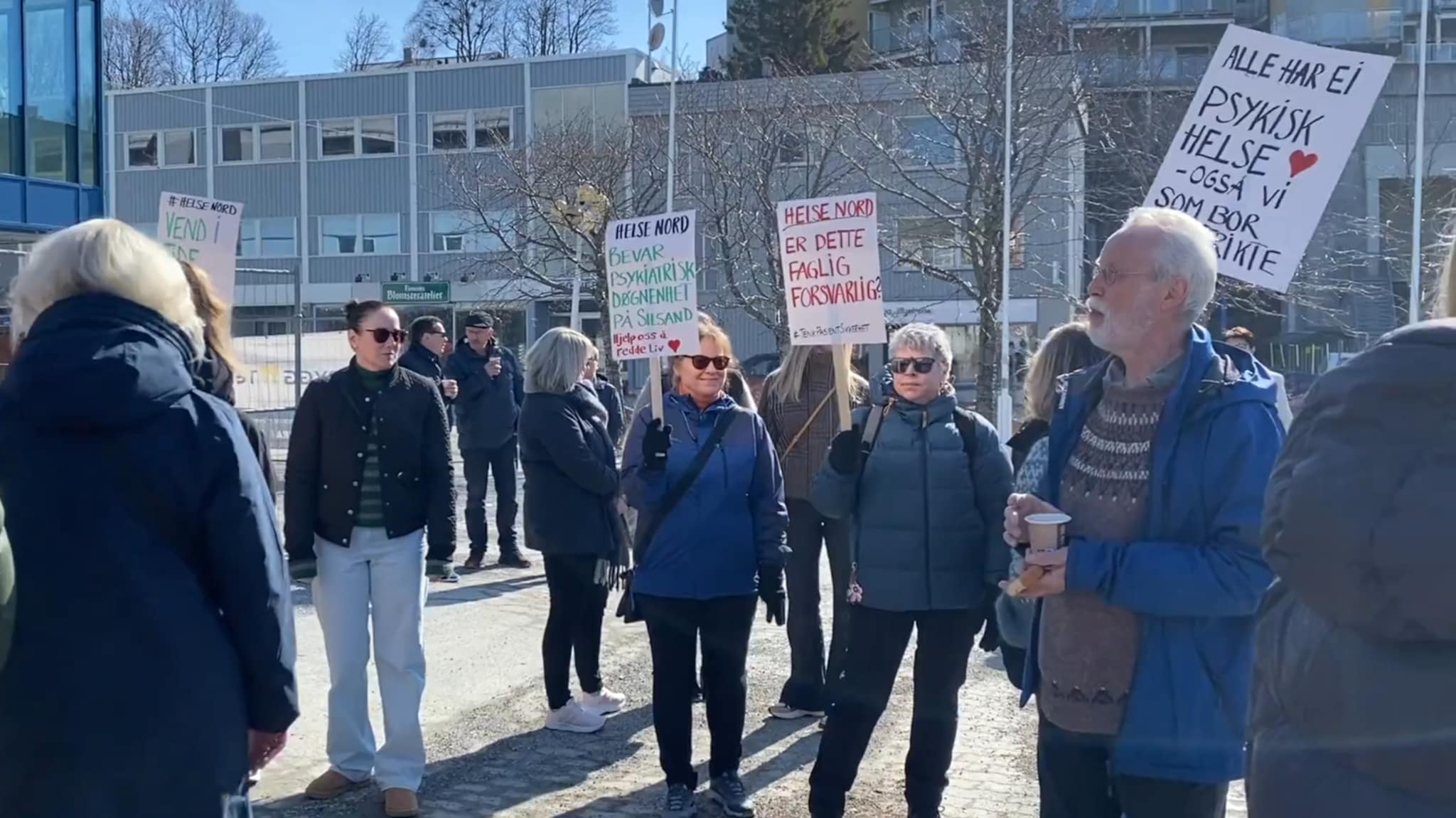 Gir sin støtte til nedleggingstruede UNN-avdelinger