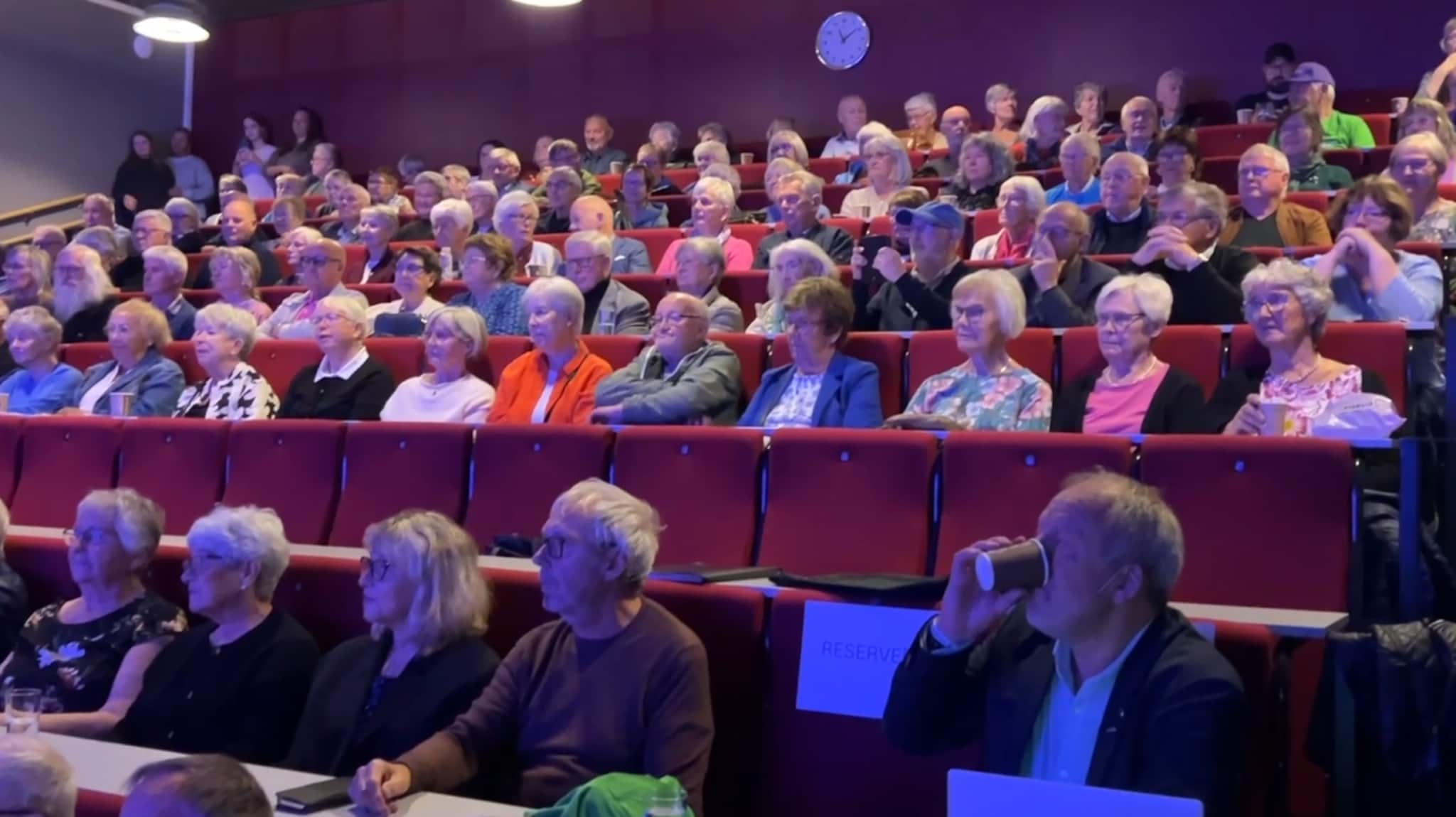 Markerte dagen med skjemt og alvor: – Vi må se på oss selv som en ressurs
