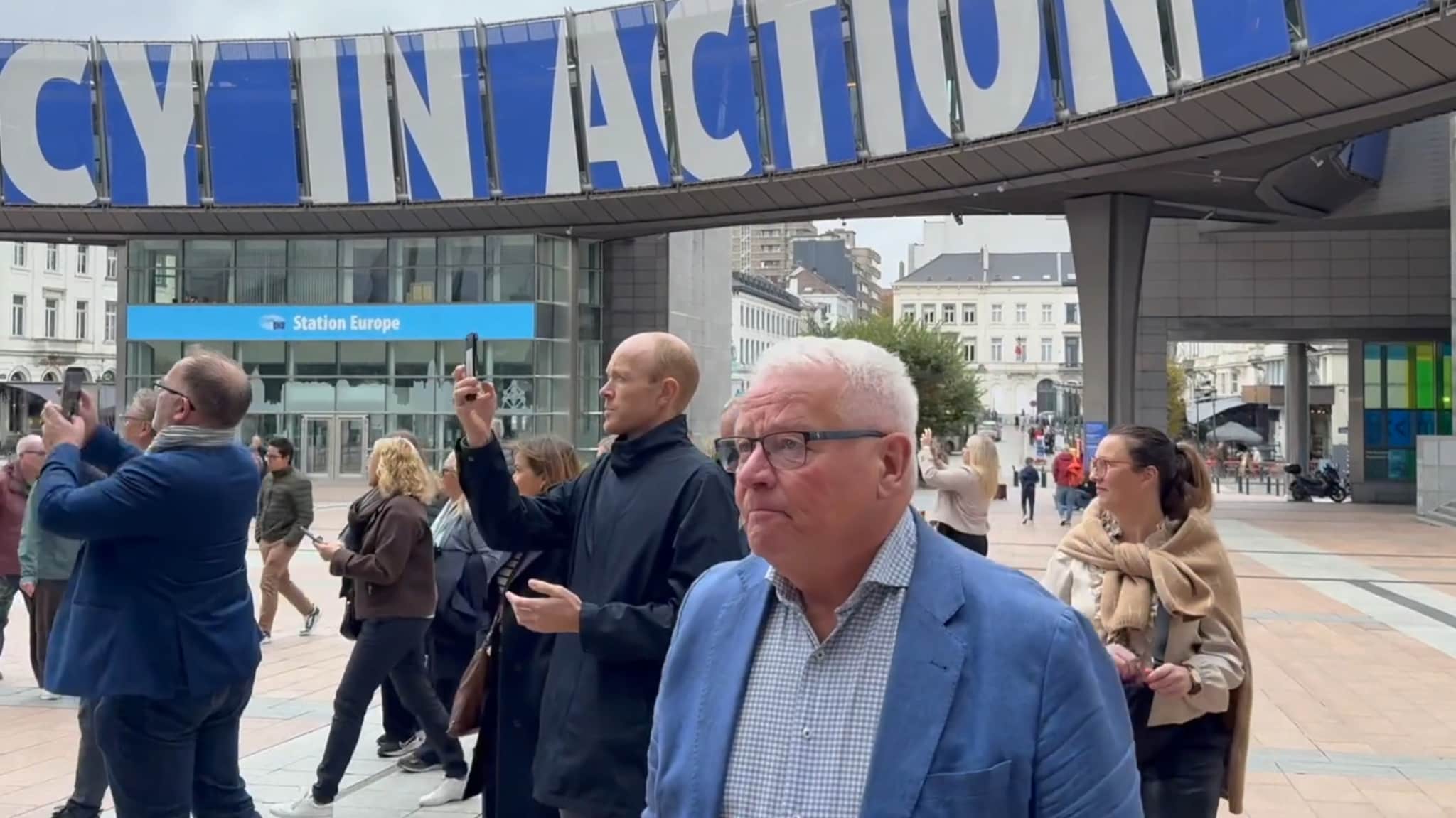 – Vi må ta en ny runde om EU