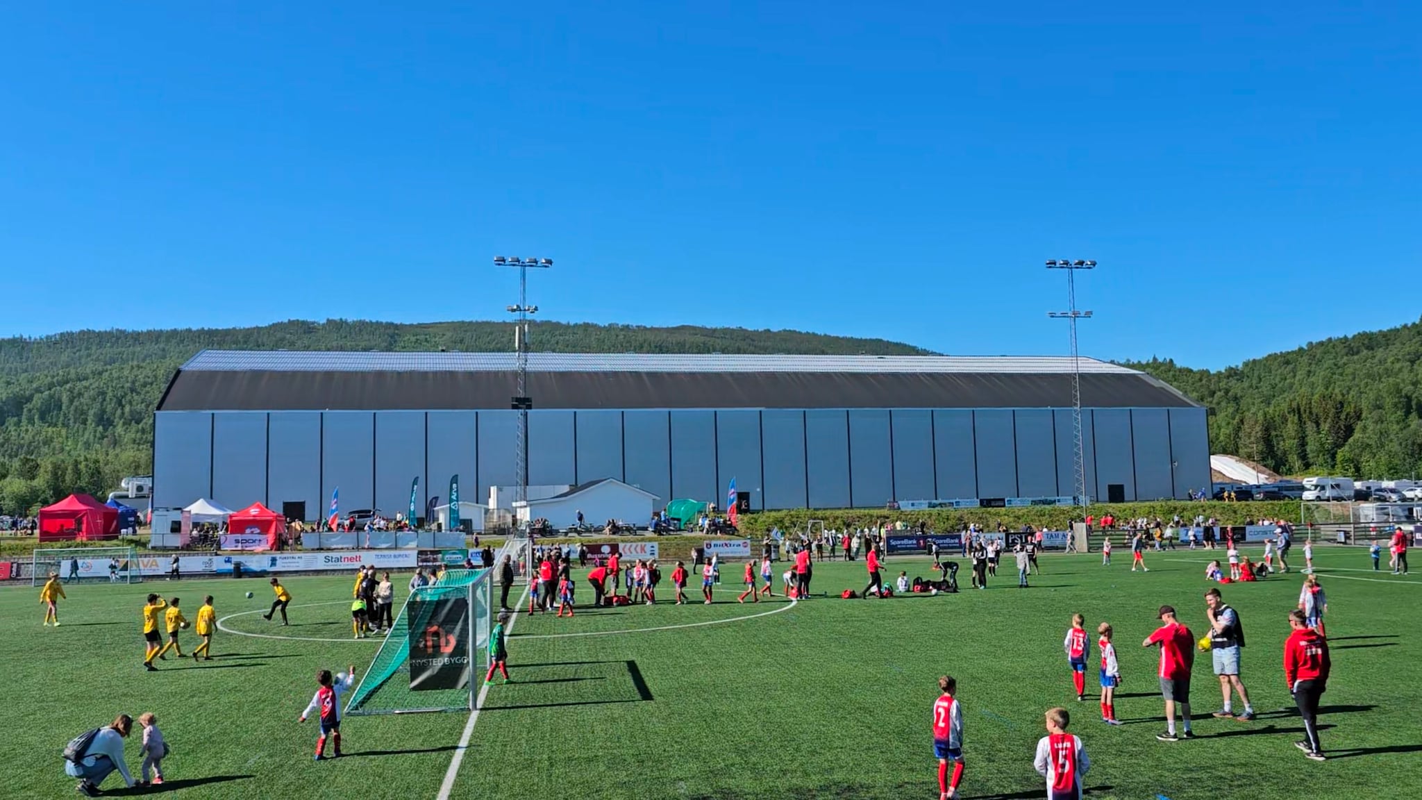 Stor fotballcup på Bardufoss – det har vært ei fantastisk helg