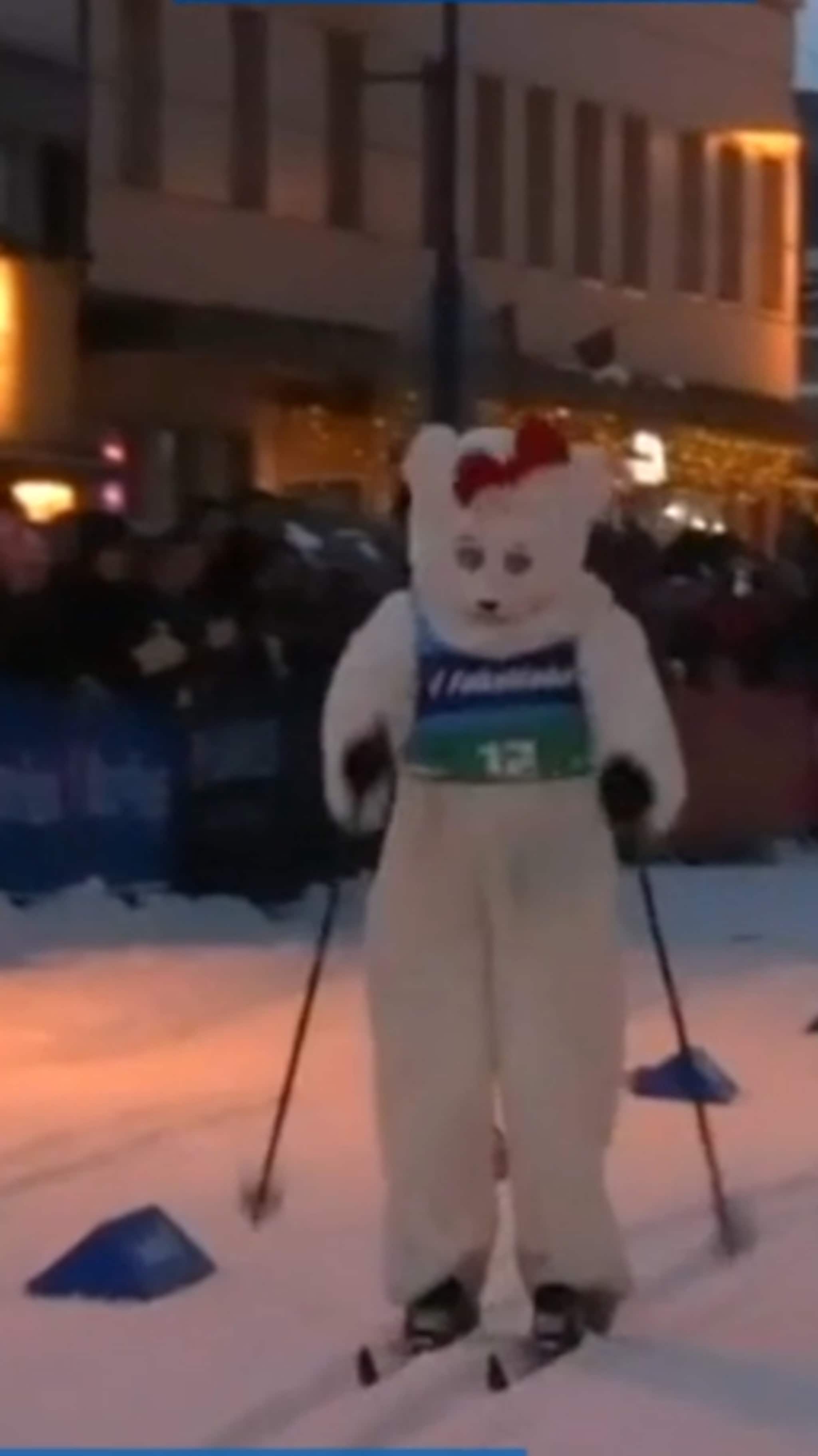 Lover nytt ellevilt skishow i sentrum