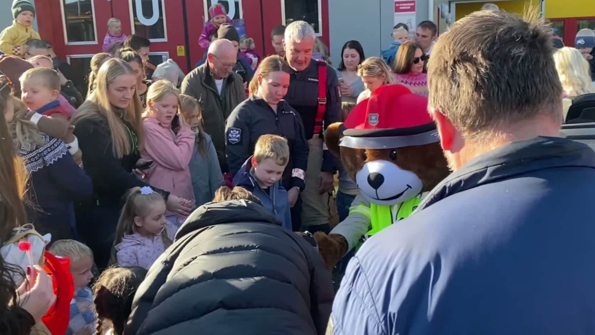 Mange barn på åpen dag
