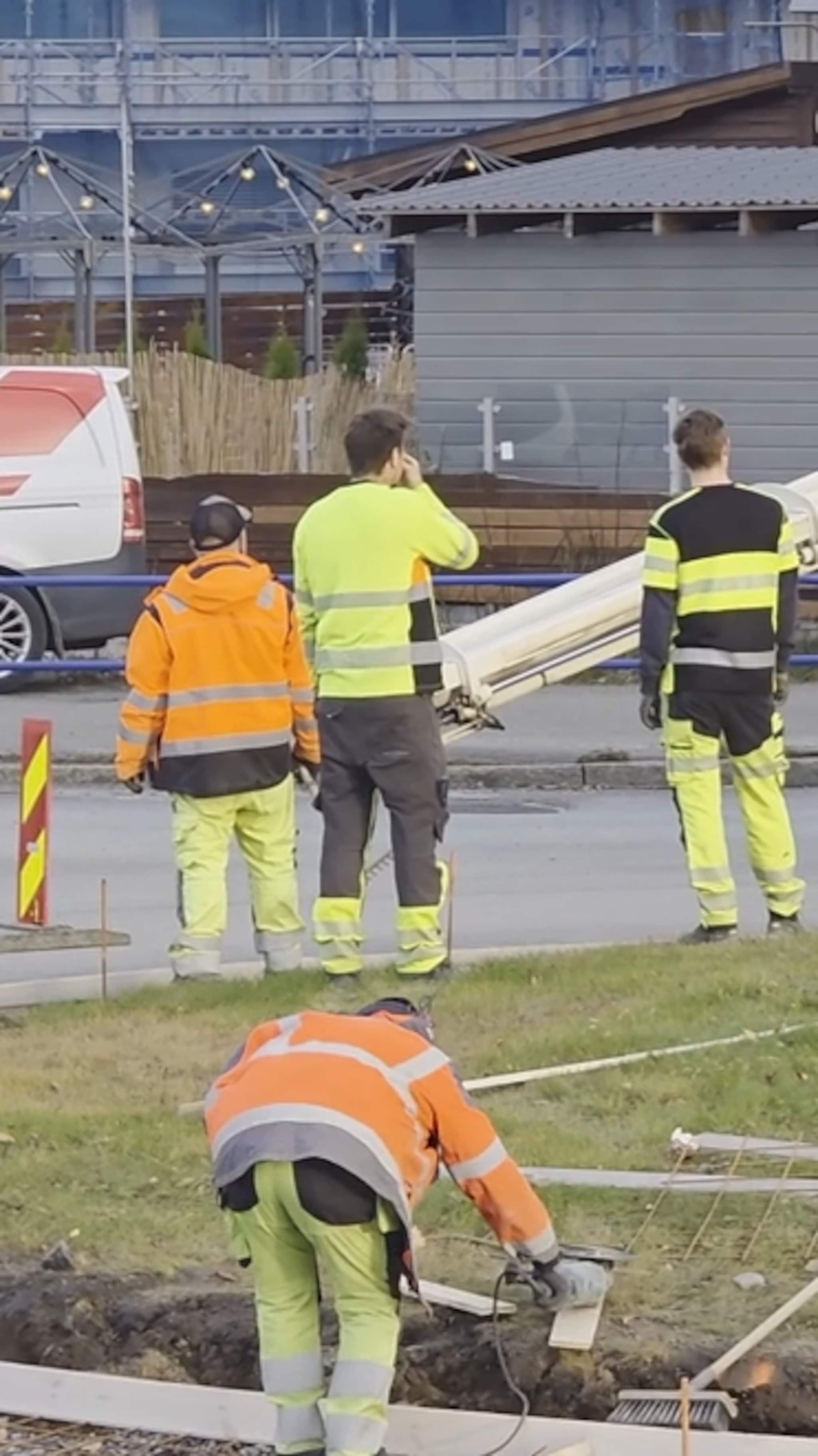 Rundkjøringen på Finnsnes pusses opp