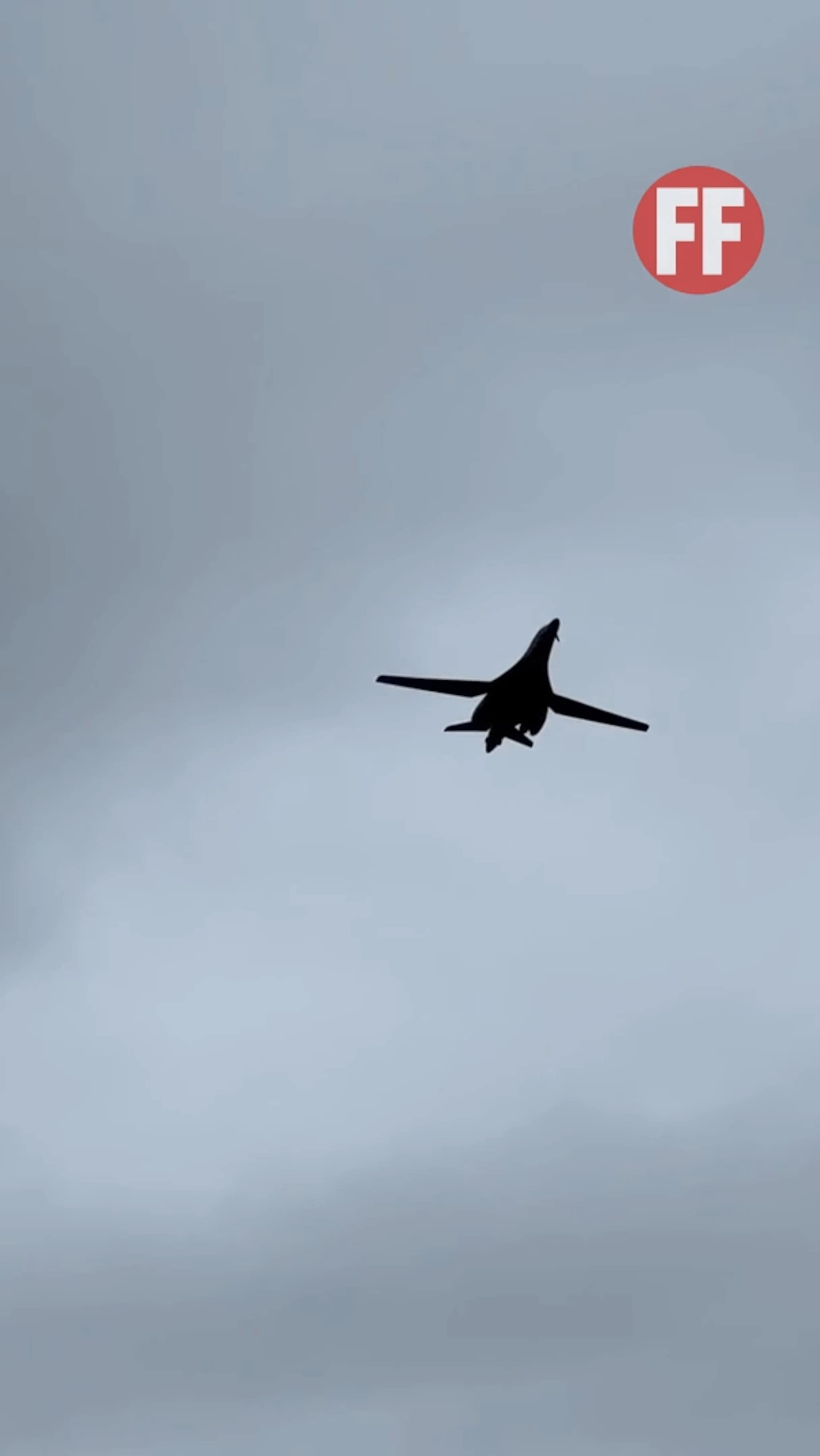 Bombefly over Ørland