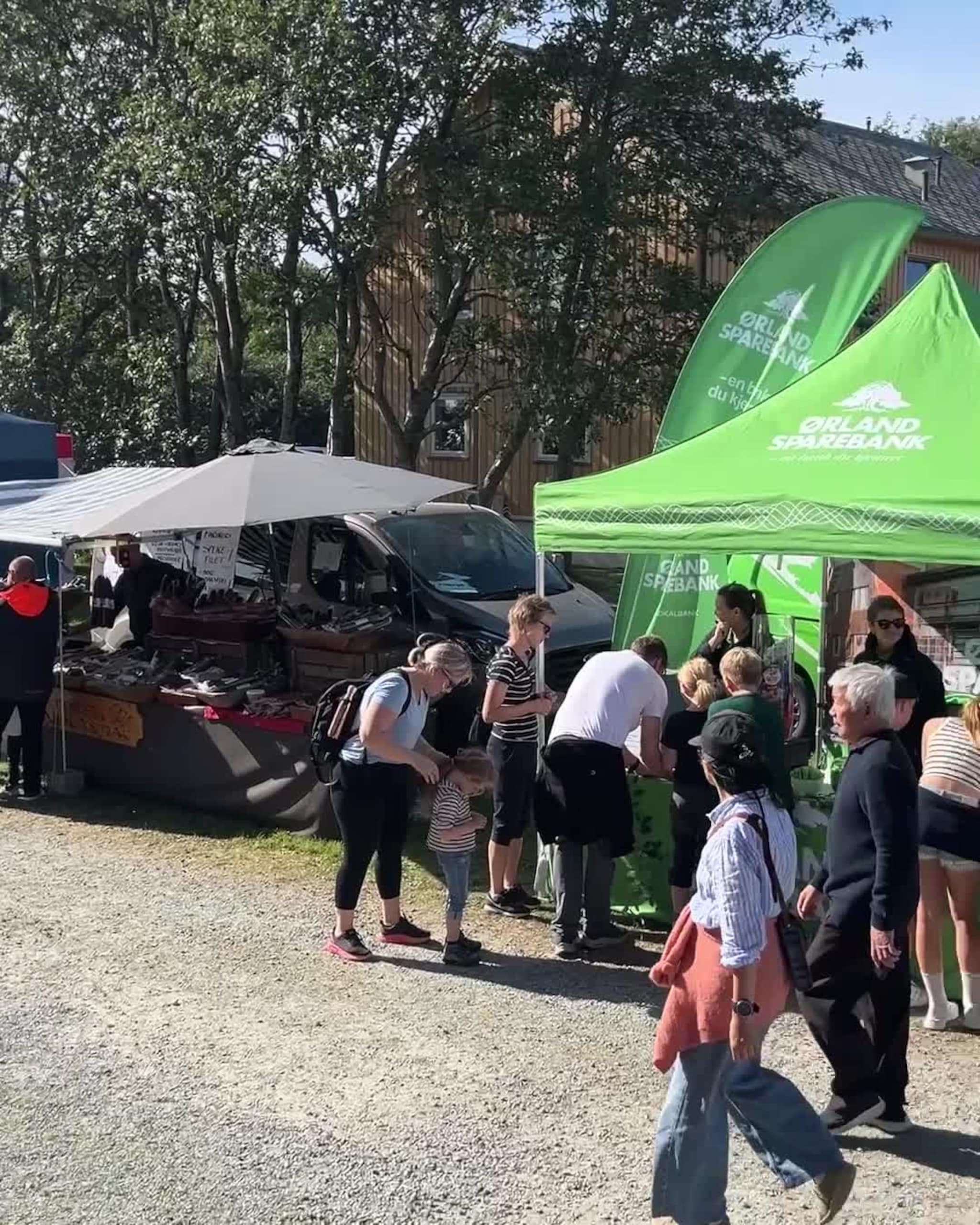 Folk strømmet til i finværet