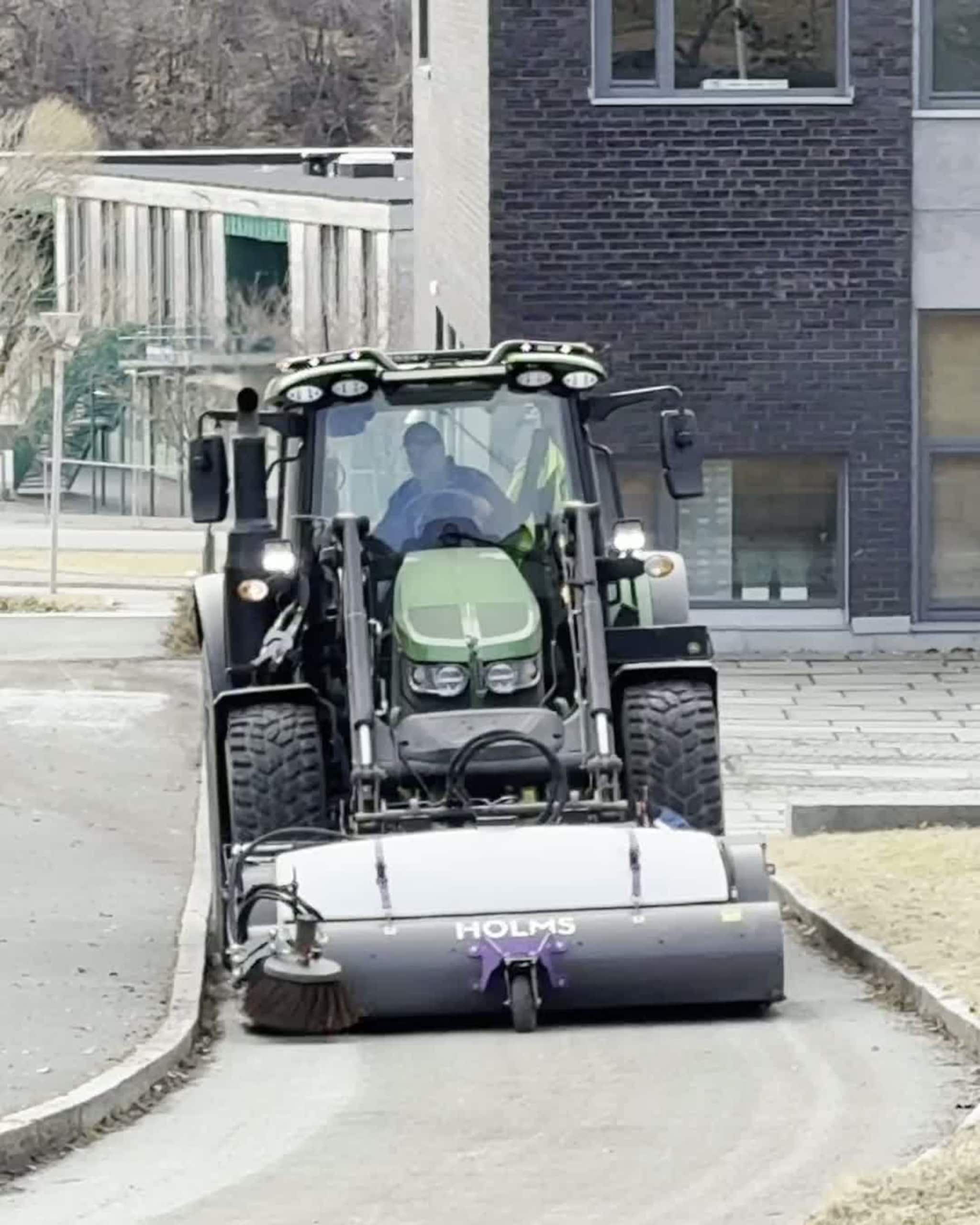 Jobber på for bare veier