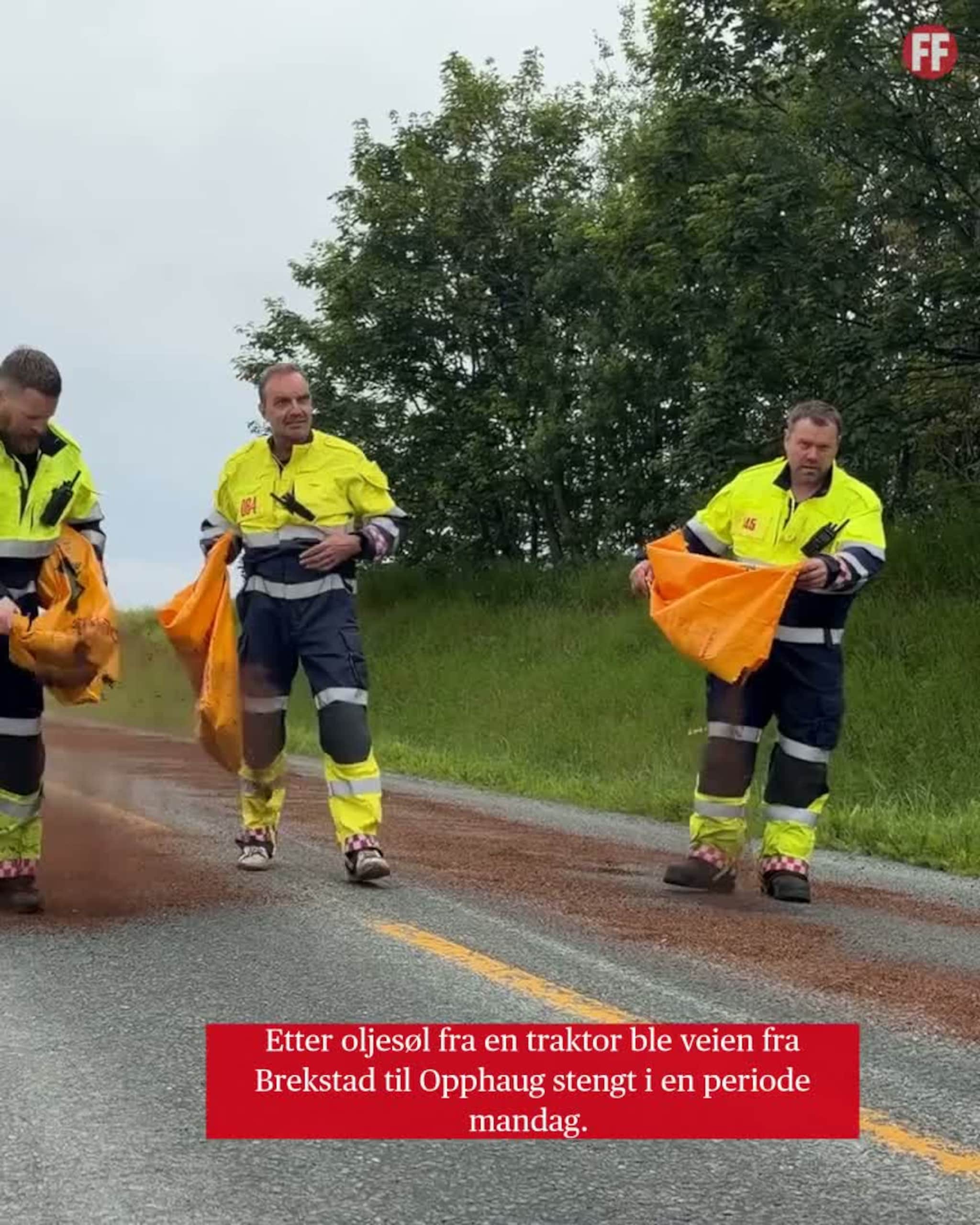 Vei ble stengt etter oljesøl