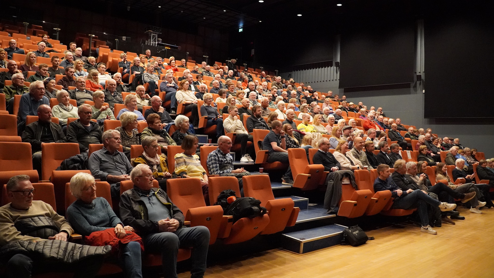 Fornøyde shoppere – tross forsinket åpning