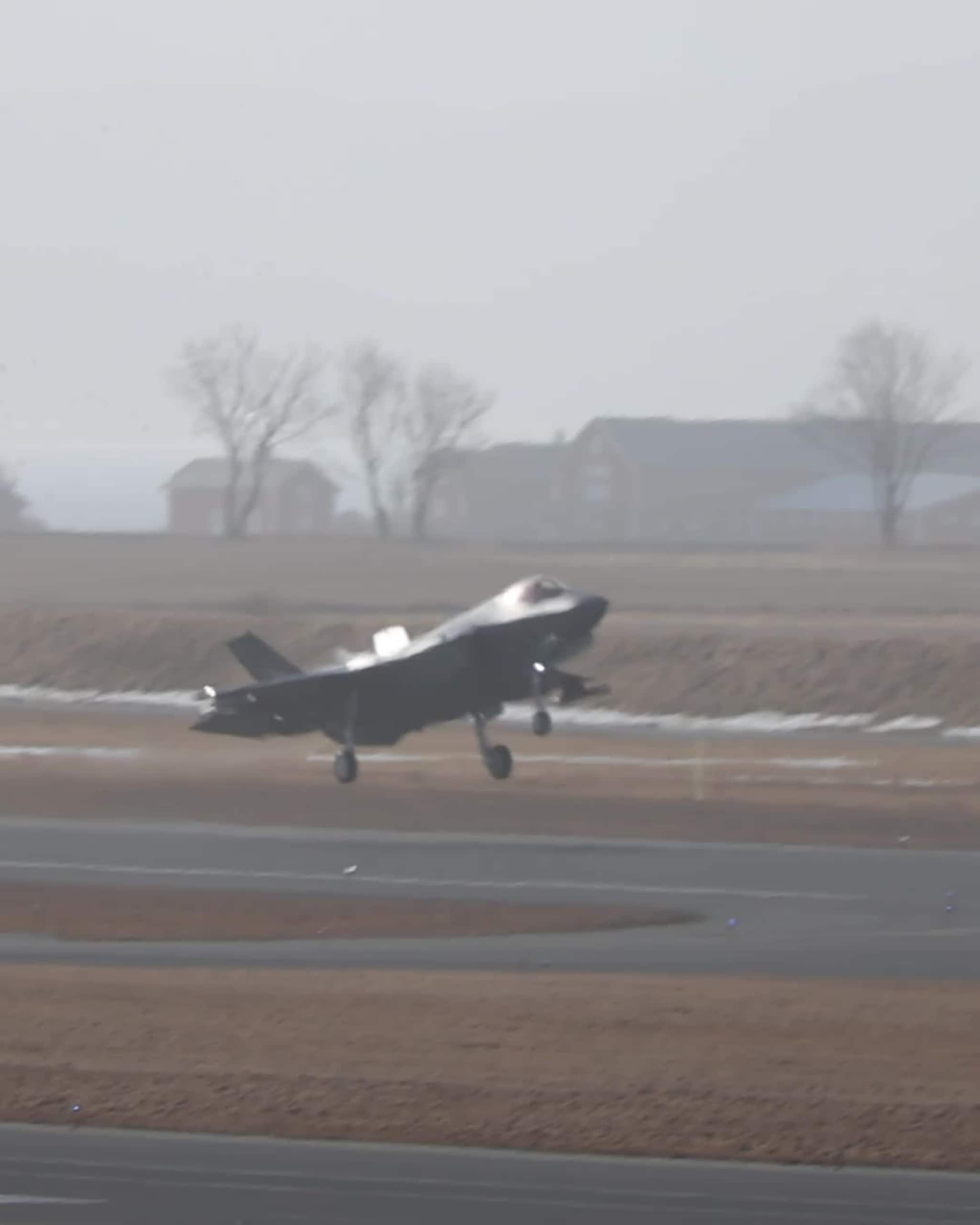 Nå blir det mye fly fremover