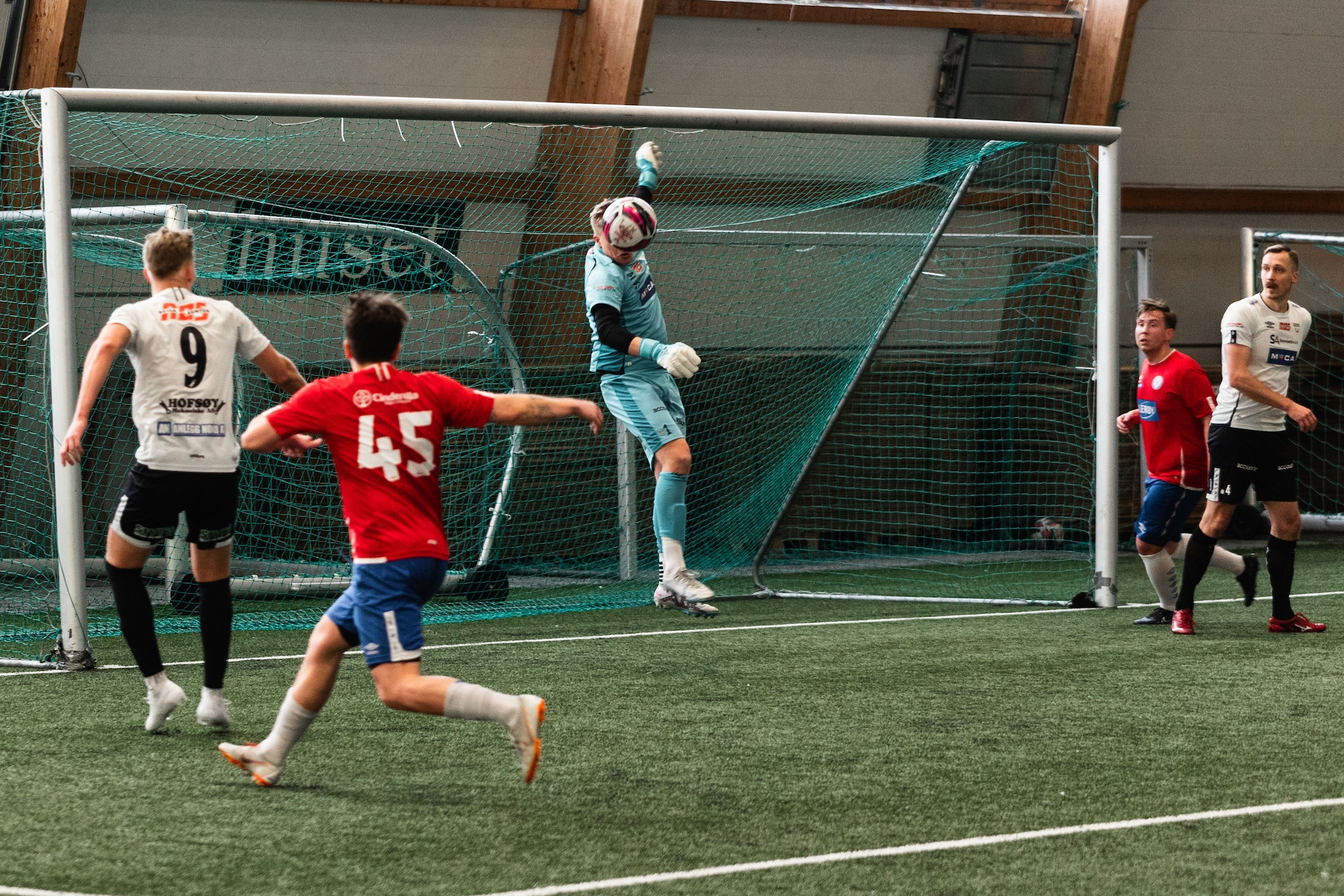 Se alle kampene under Teigen Cup 2024