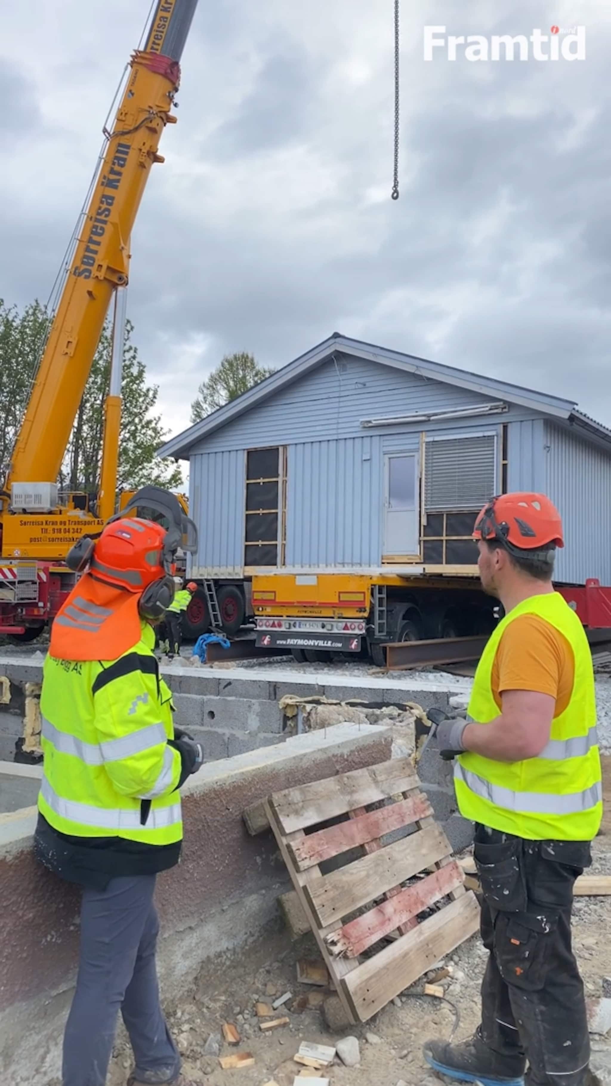 Transporterte hus på E6
