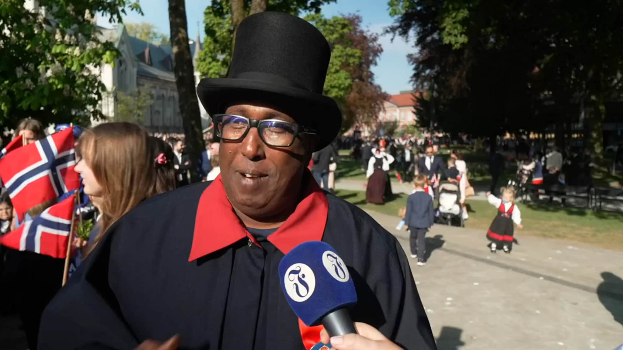 17. mai, Abdullahi Alason
