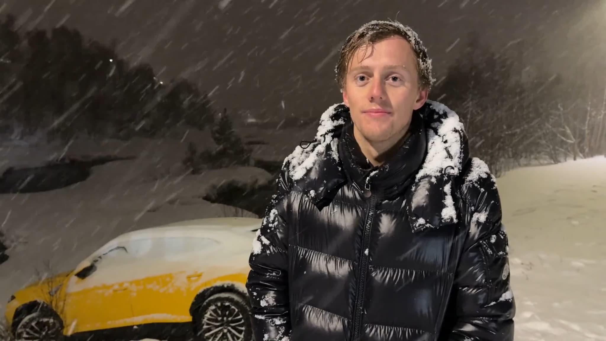 Lamborghini til over 4 millioner i grøfta på Hovden