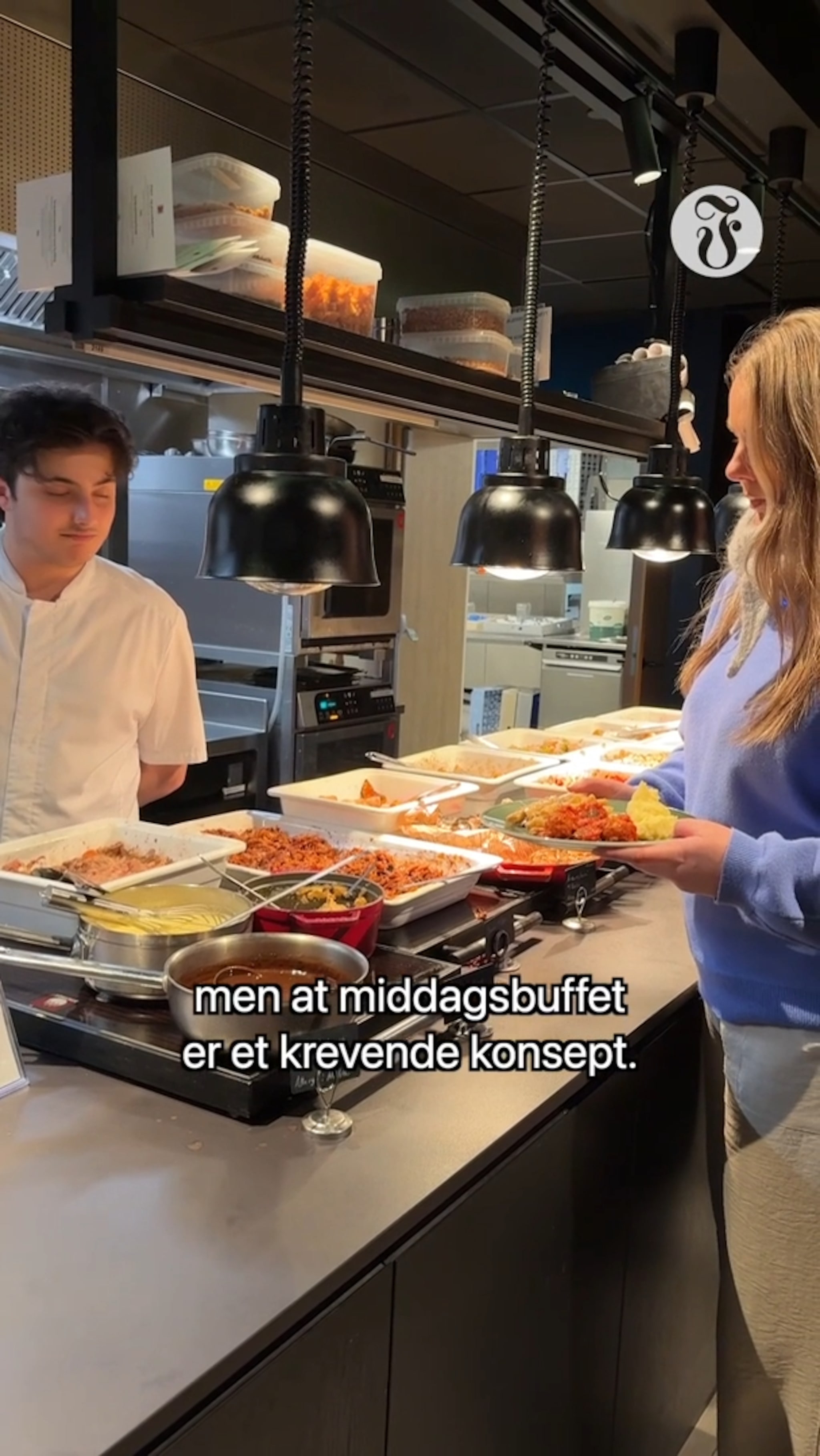 Vi prøvde søndagsbuffeten: - Jeg er litt kresen