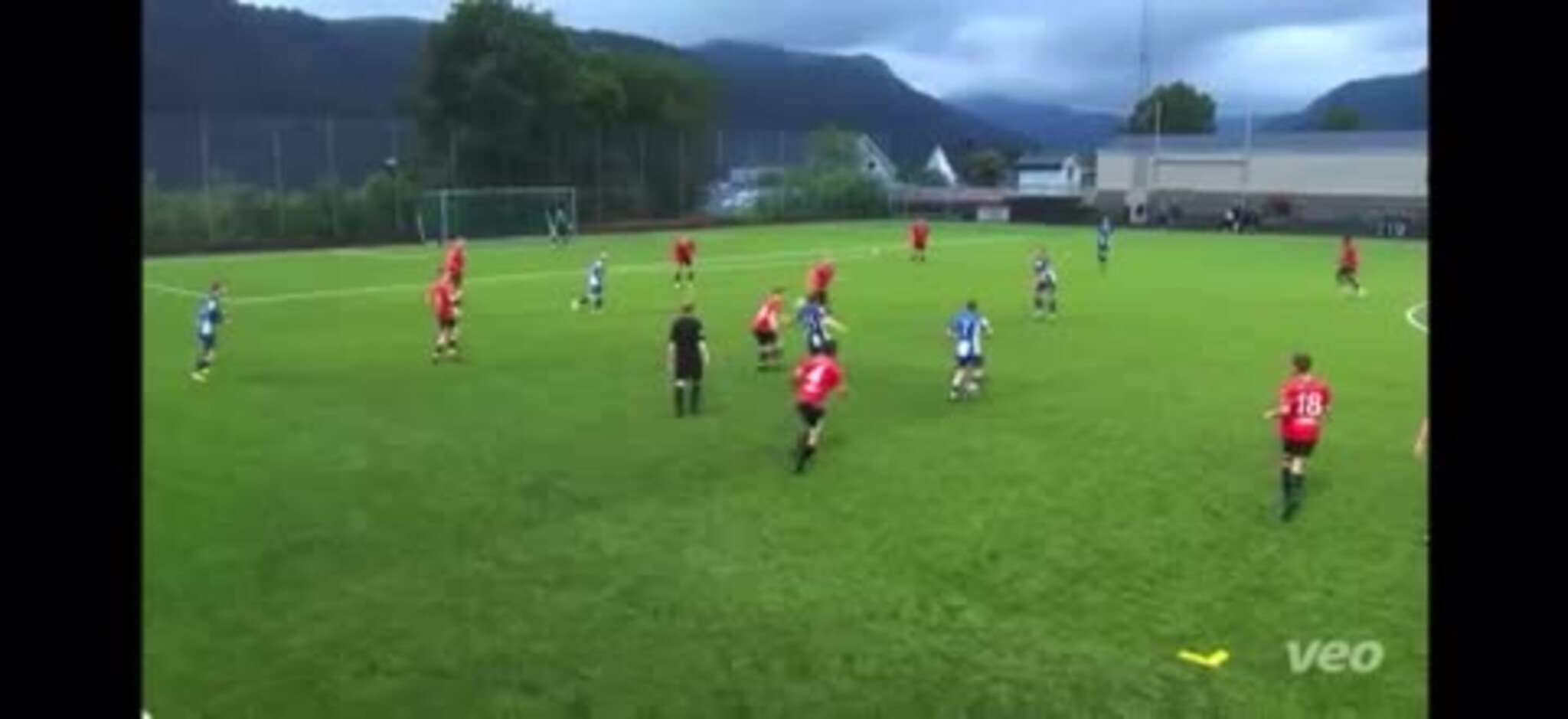 Asle Liland scorer fra nær midtbanen