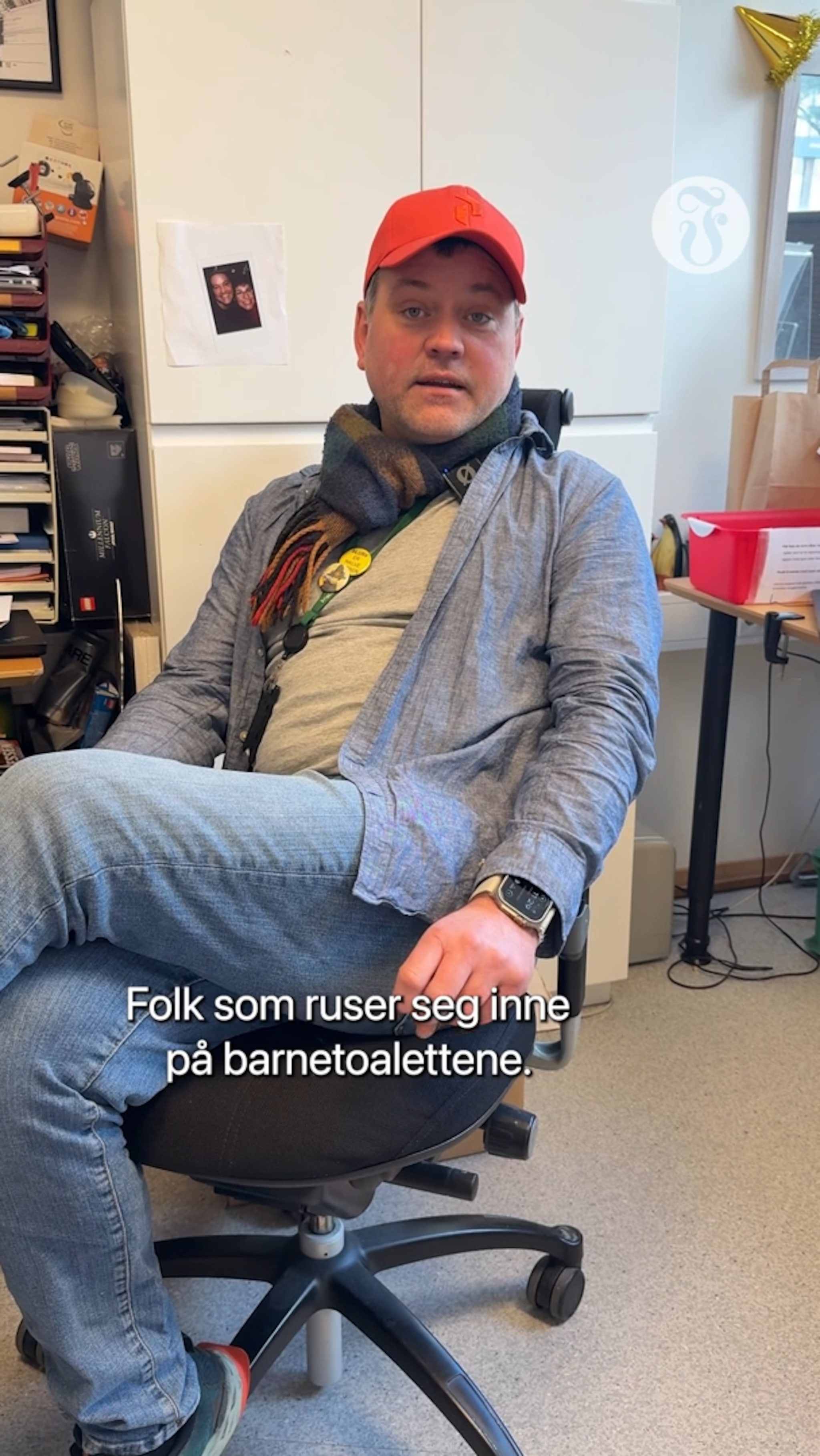 – Kommer hit for å ruse seg