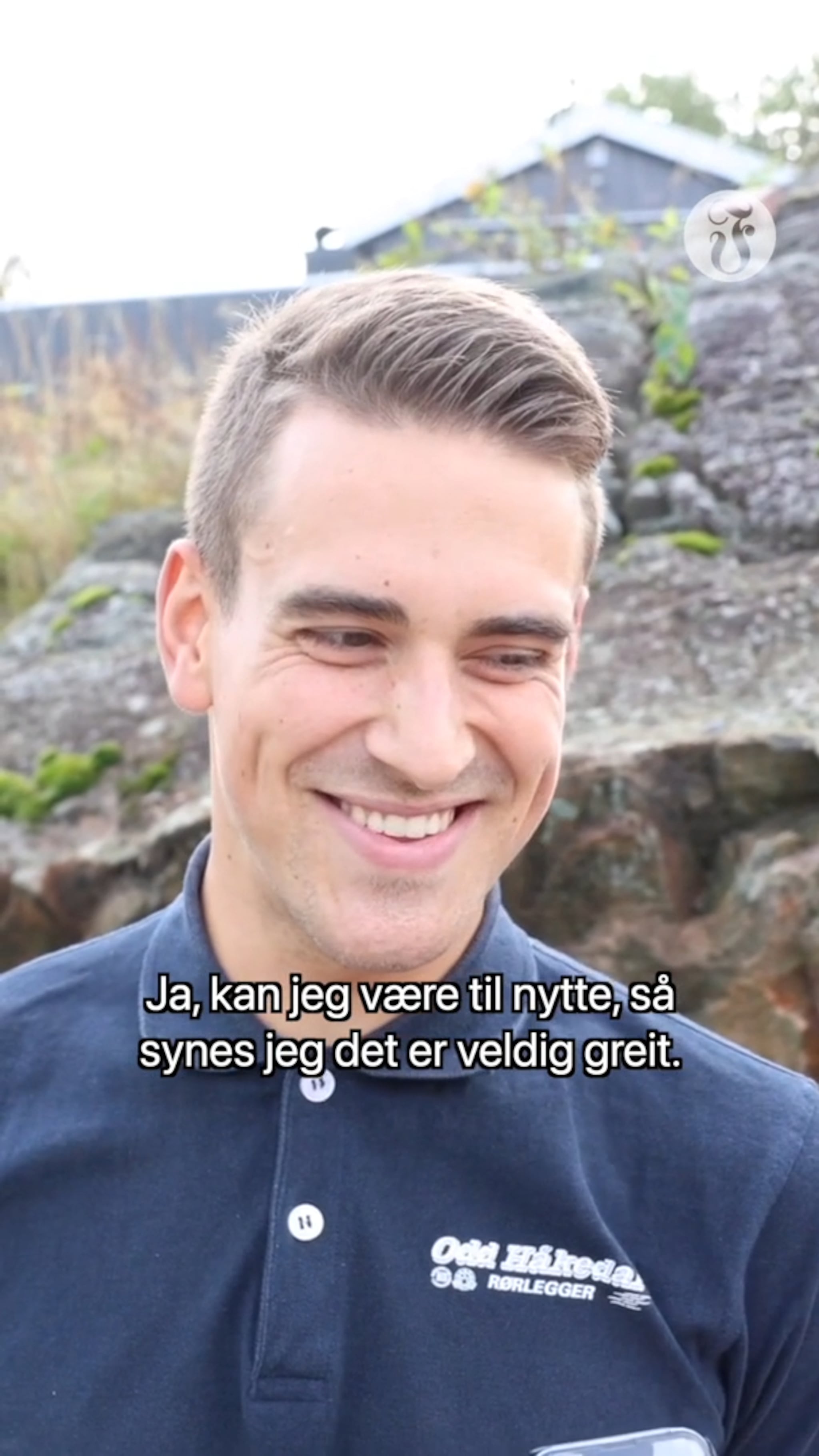 Ikke bare er han Norges hyggeligste rørlegger...