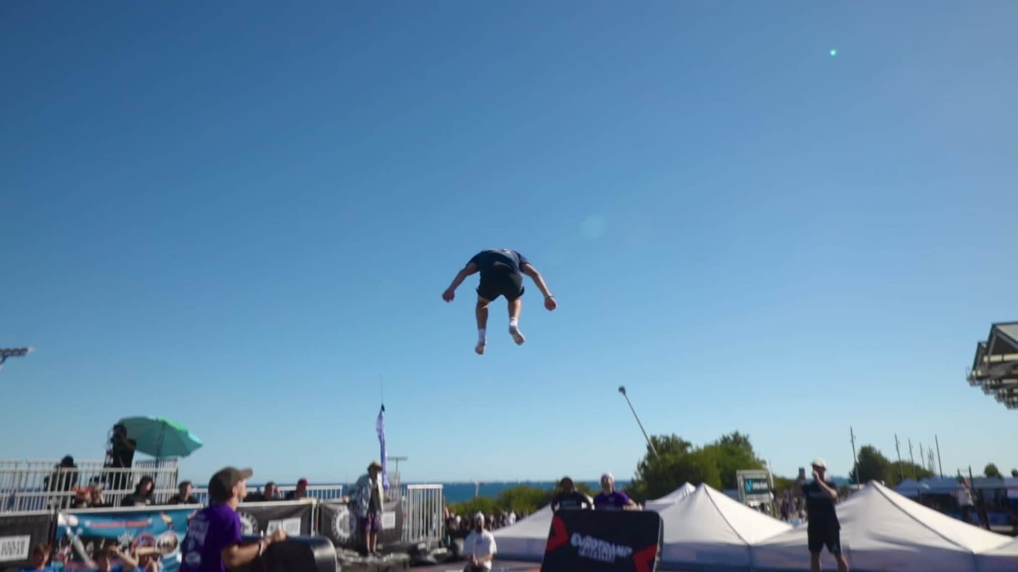 Knut Nomeland deltar i VM i trampoline