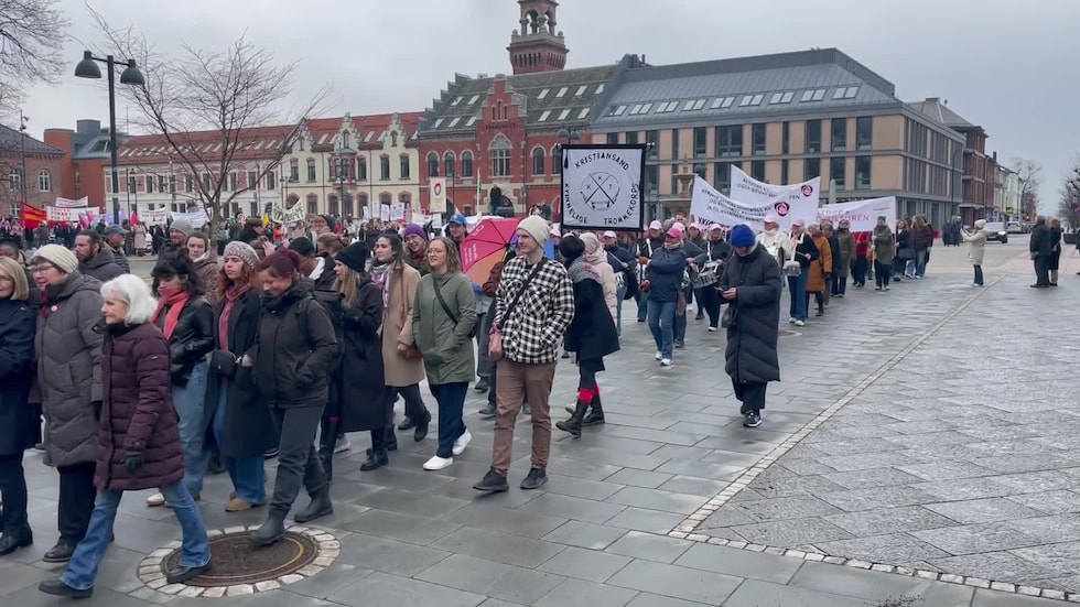 Over 200 i tog i Kristiansand: – Krig rammer kvinner spesielt