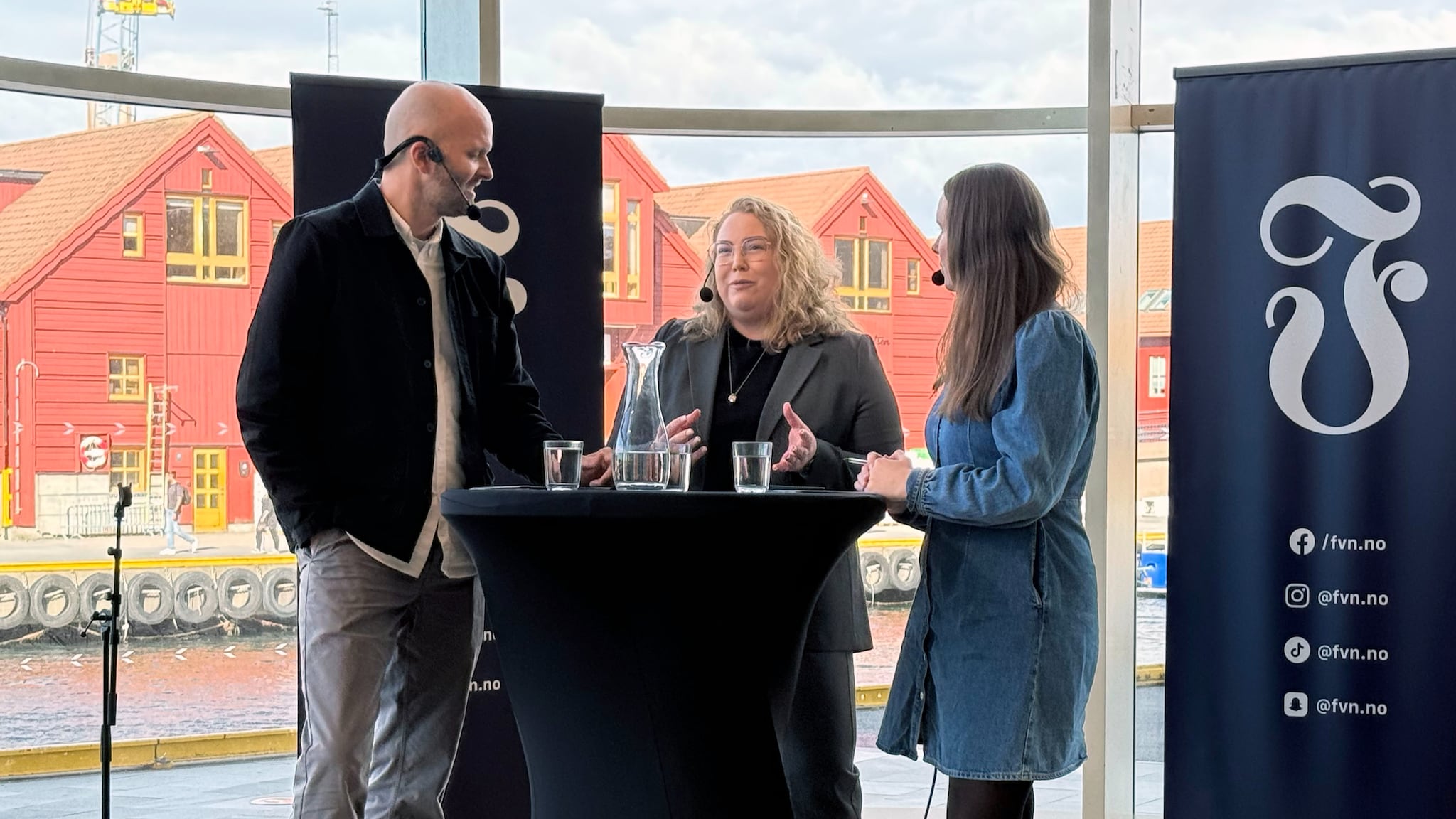 #35 Rebekka Olsson Omslandseter - KI-eksperten som savner kritisk sans men fortsatt sover godt om natta (Live fra Techpoint)