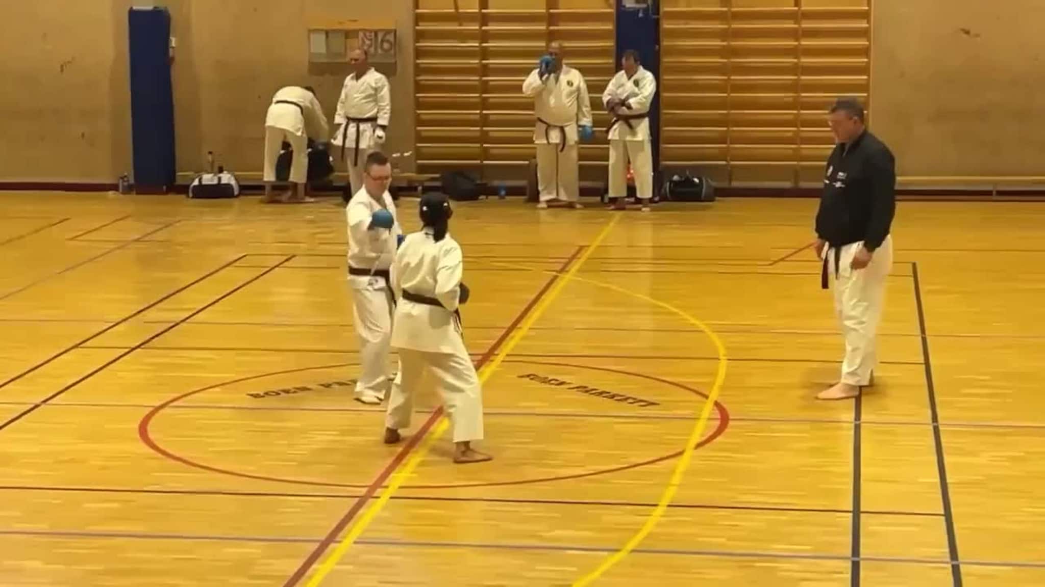 Filip Foss graderer seg til sort belte 2