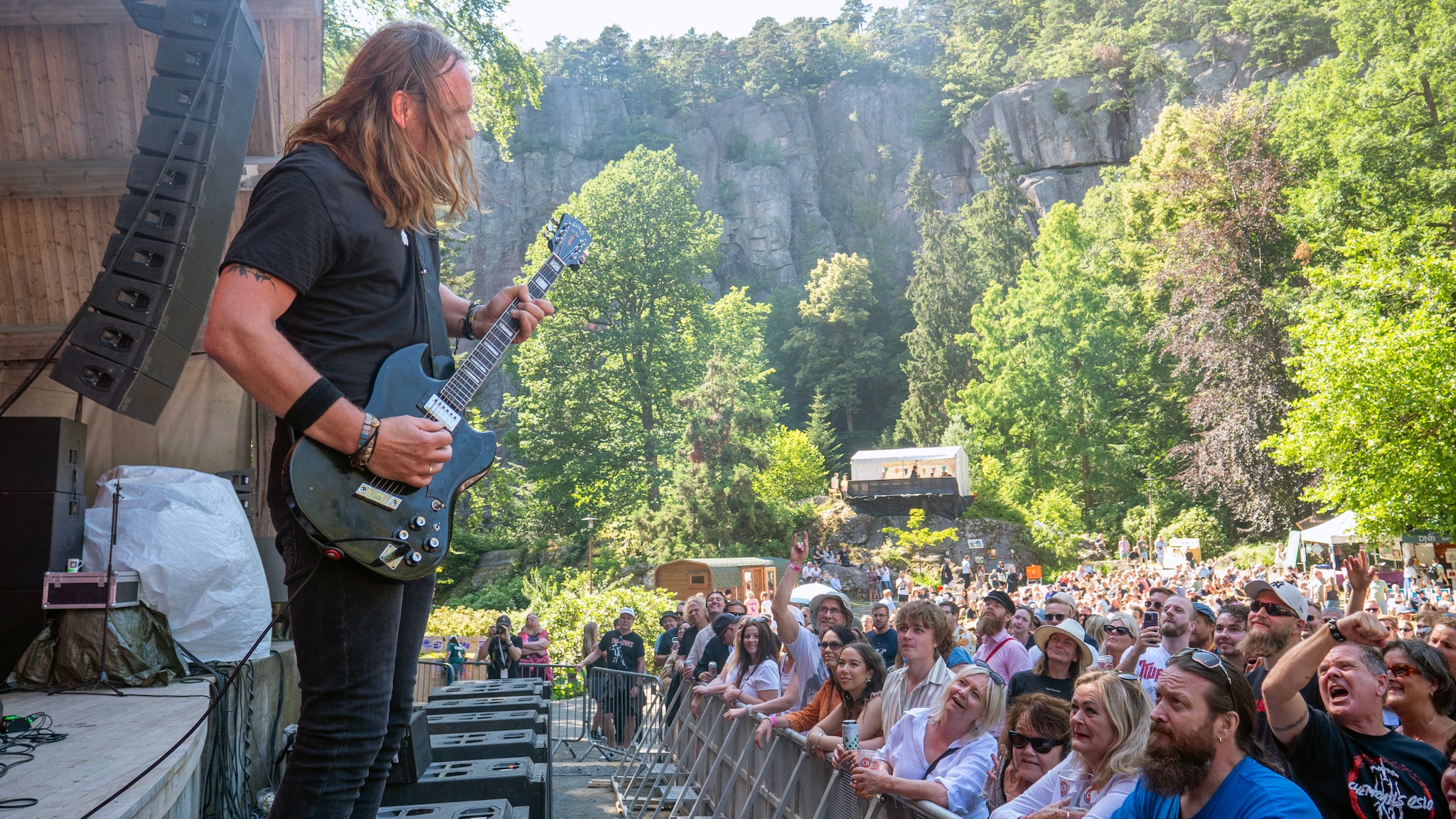 Enorm allsang under "Londsia"