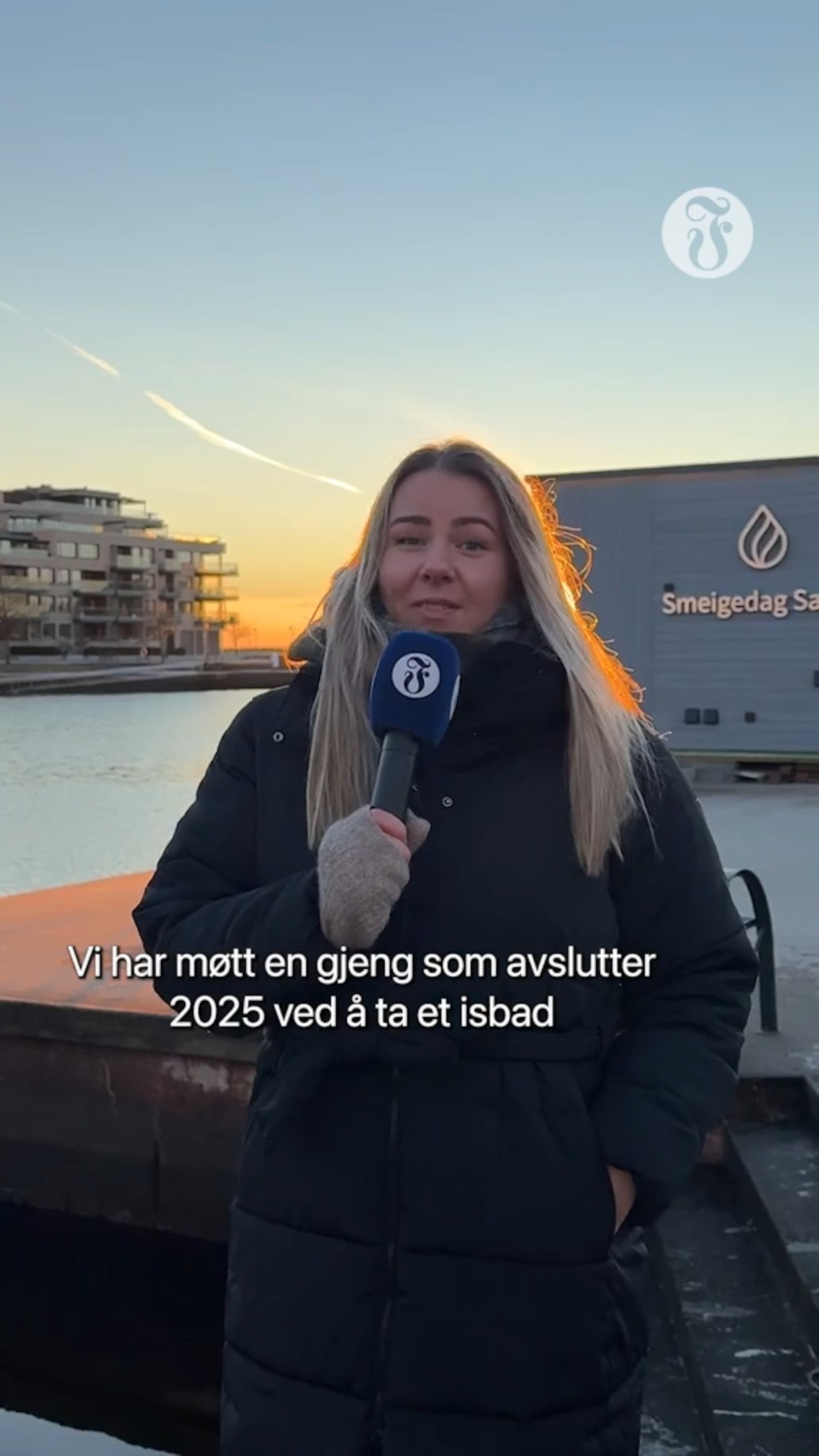 Avslutter året med isbad på Bystranda