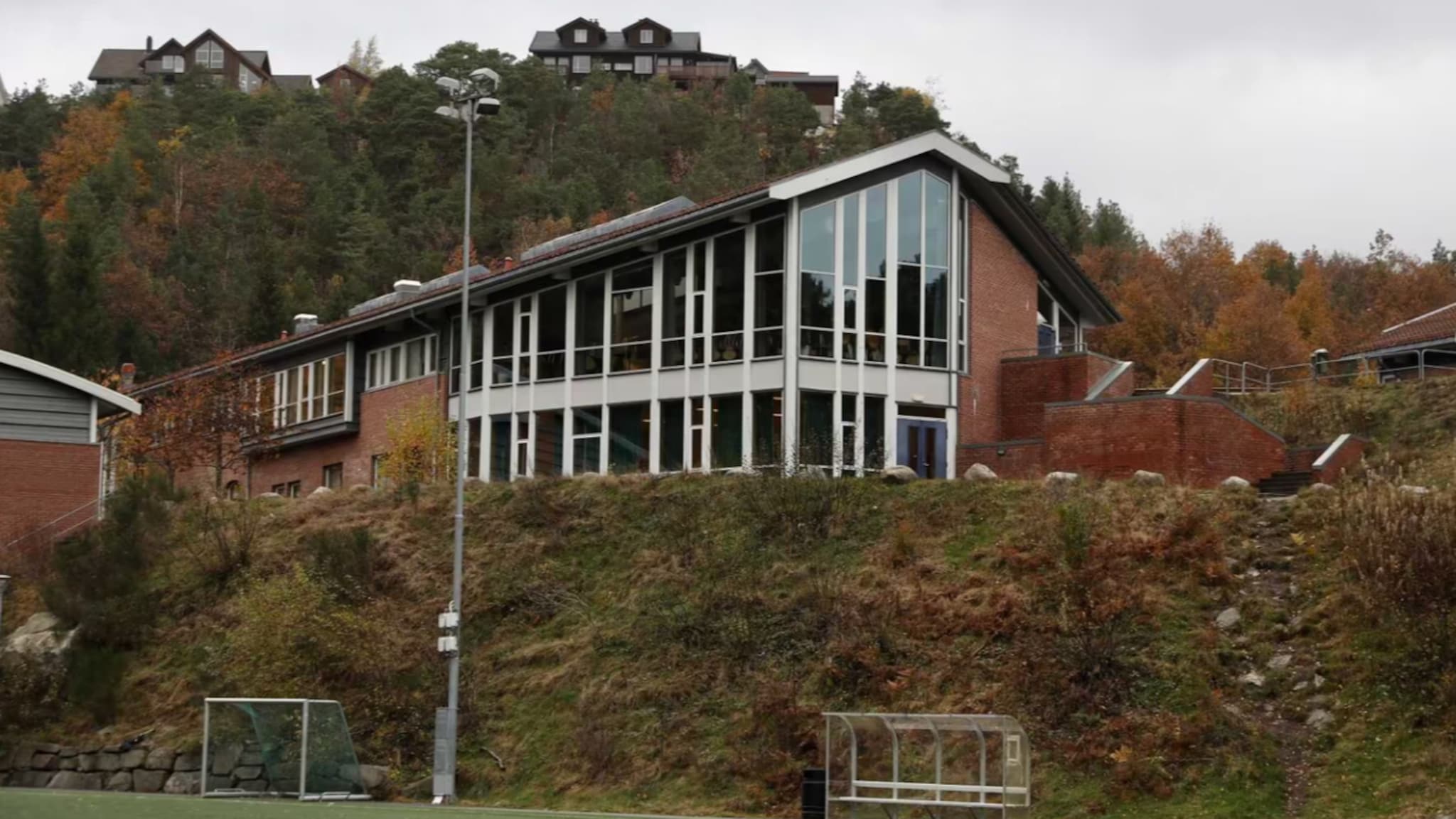 Sending: Skoledebatt Tinntjønn skole, Søgne
