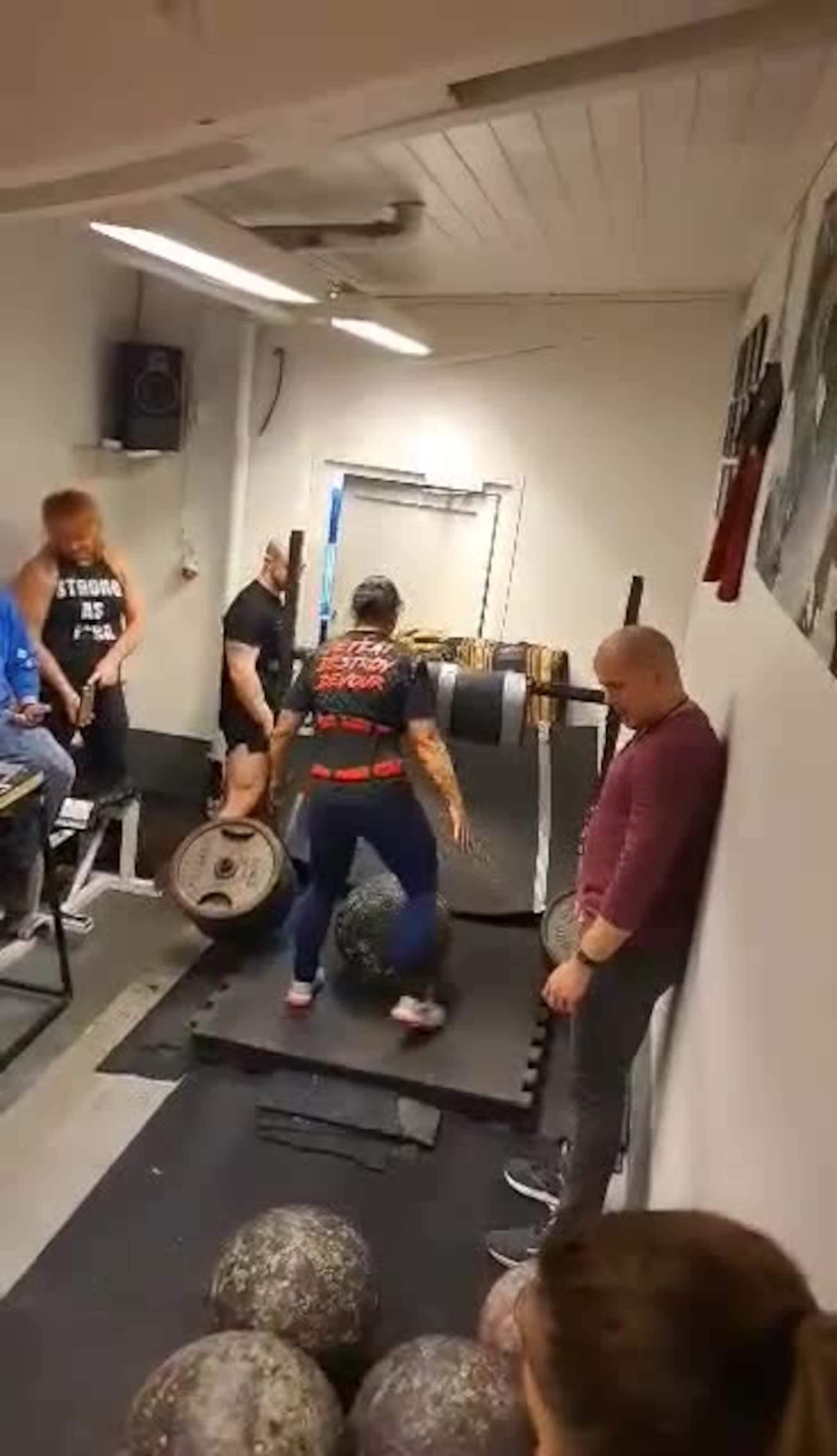 Ninette Berg i NM enkeltøvelser strongman 2