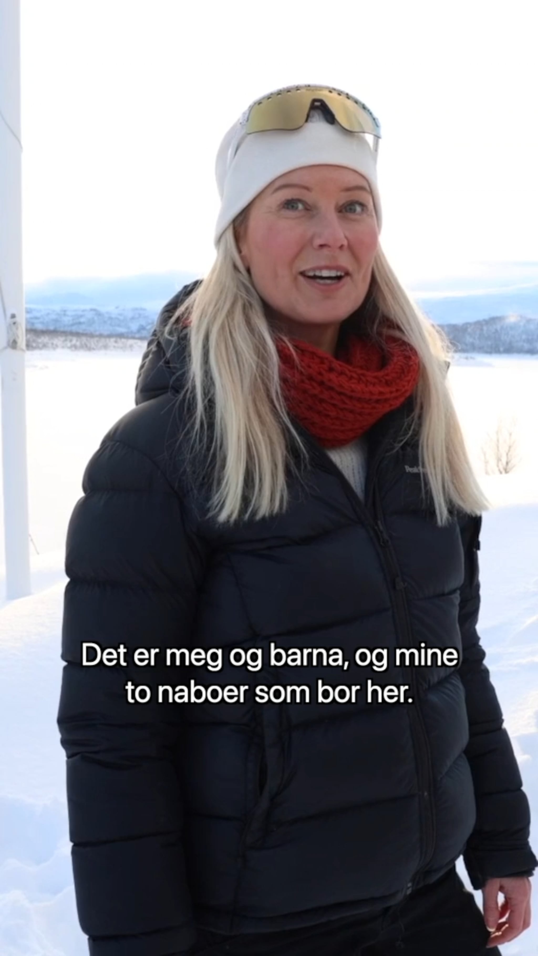 Bor langt til fjells på en øde øy