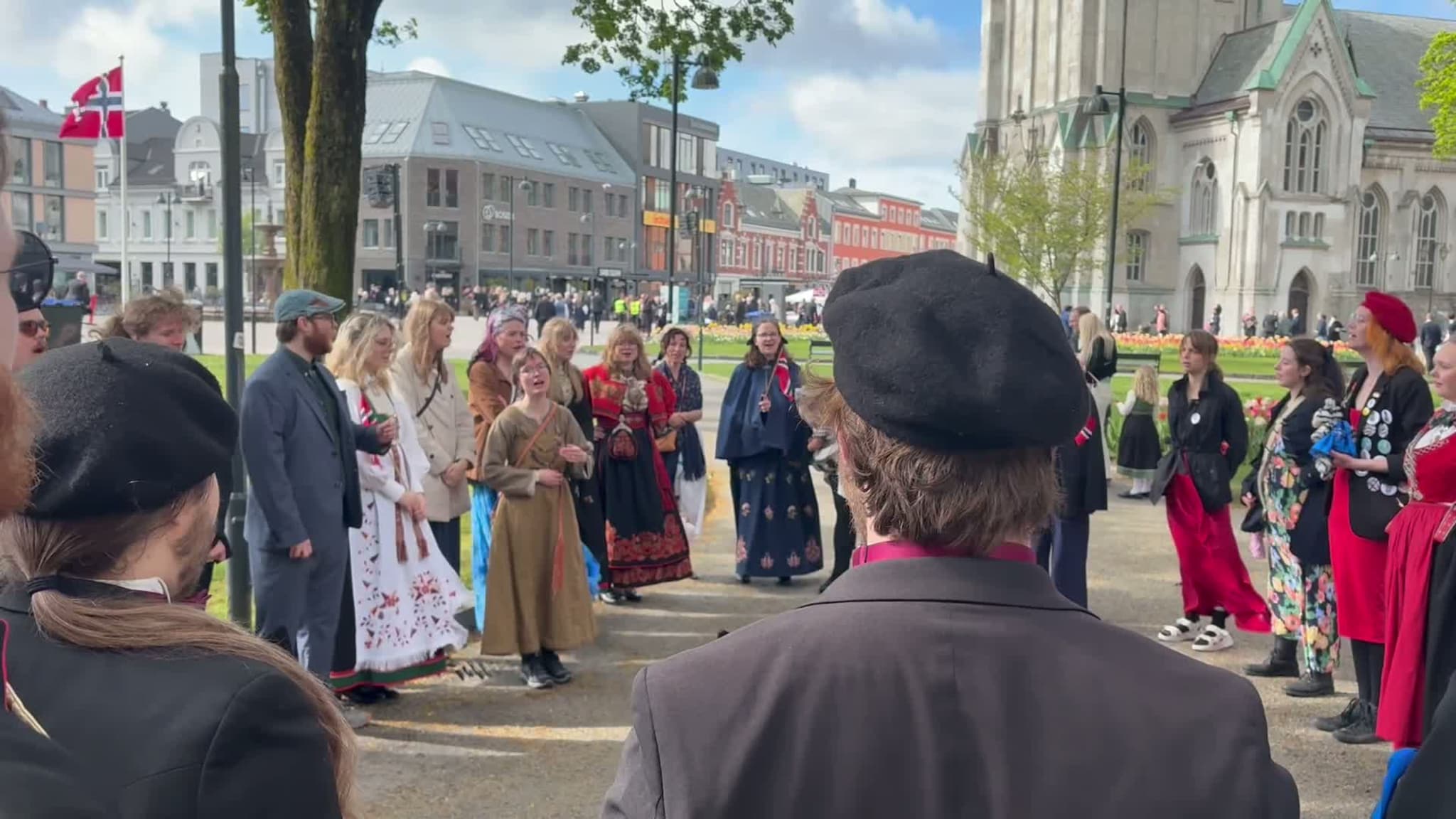 Korene varmer opp