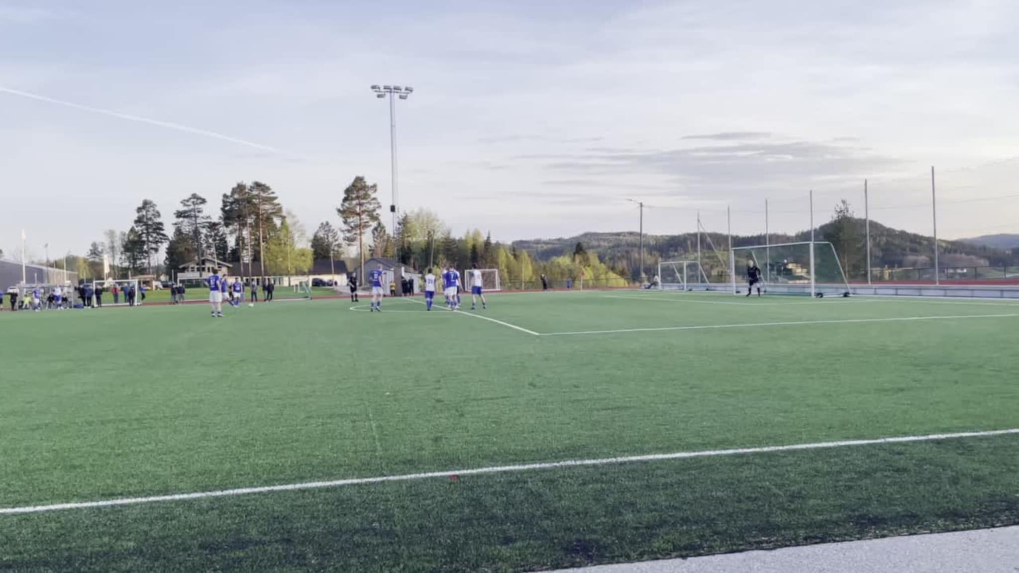 Dardan Dreshaj scorer på frispark for Trauma