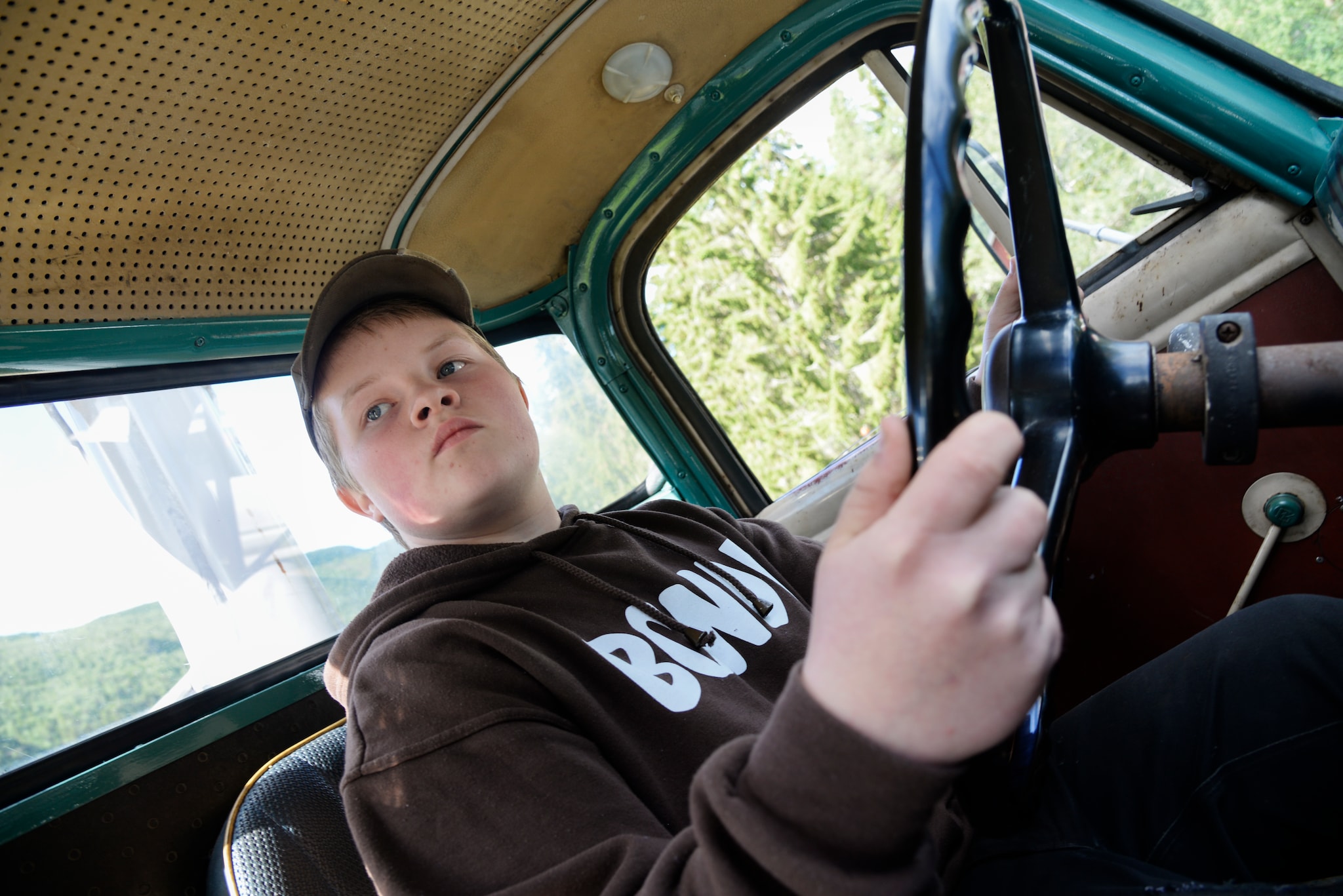 14-åring med eigen lastebil