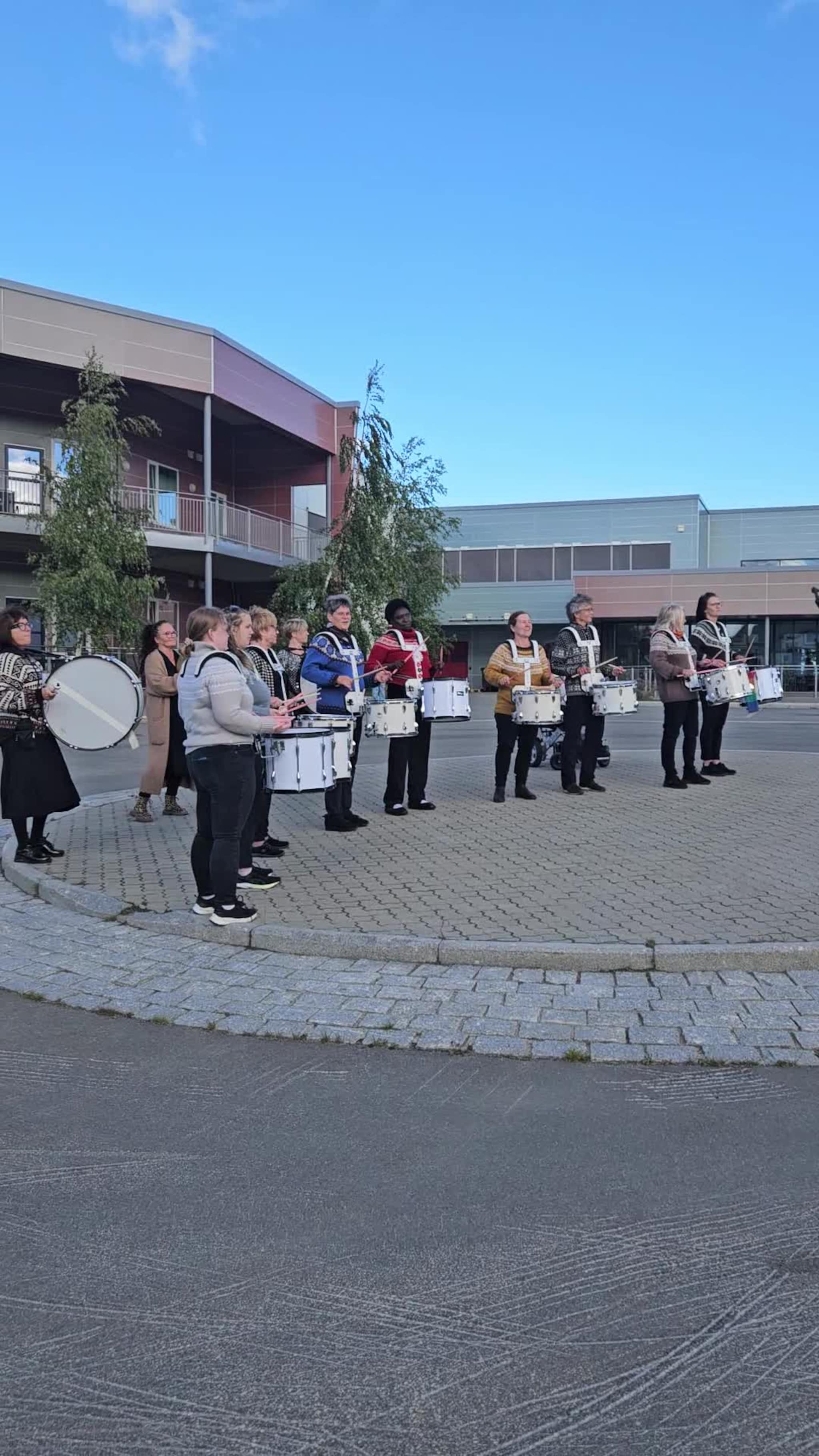 Harstad Paradekorps spilte under rullatorløp
