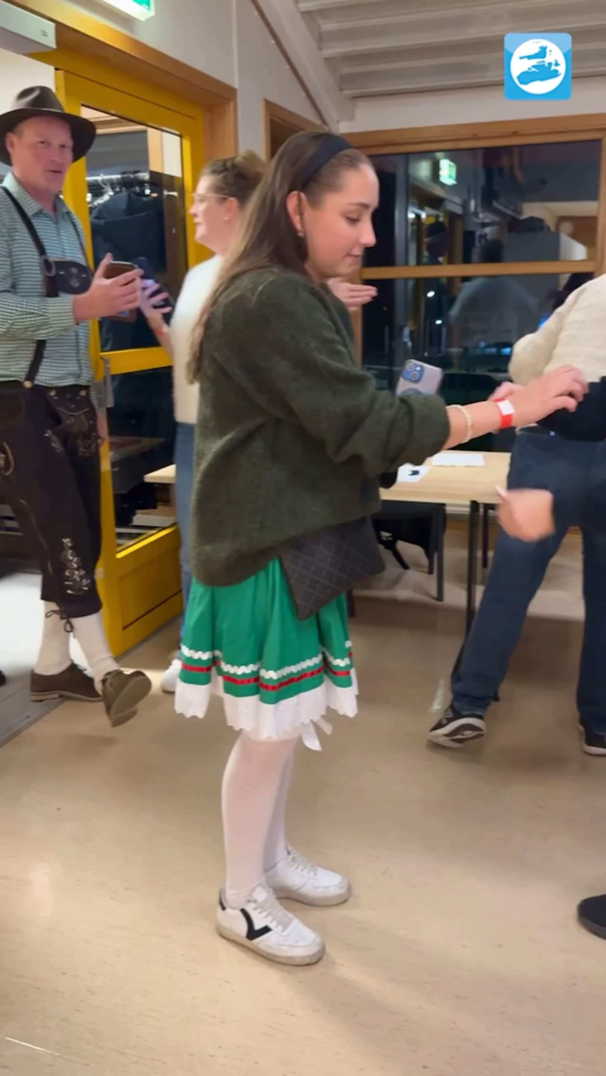 Oktoberfest i Frøyahallen.