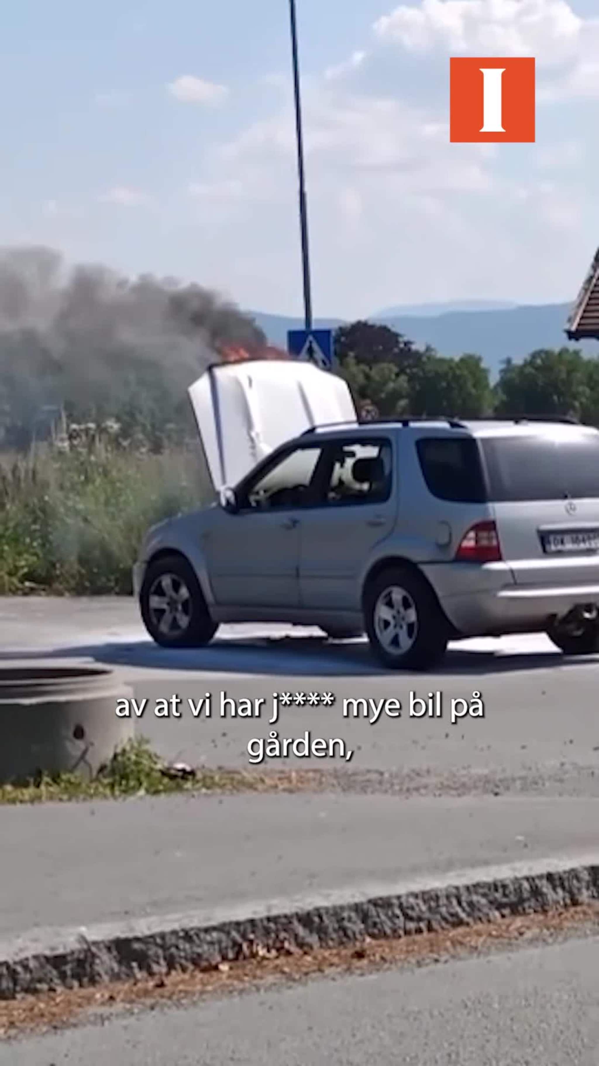 Bilen sto i flammer