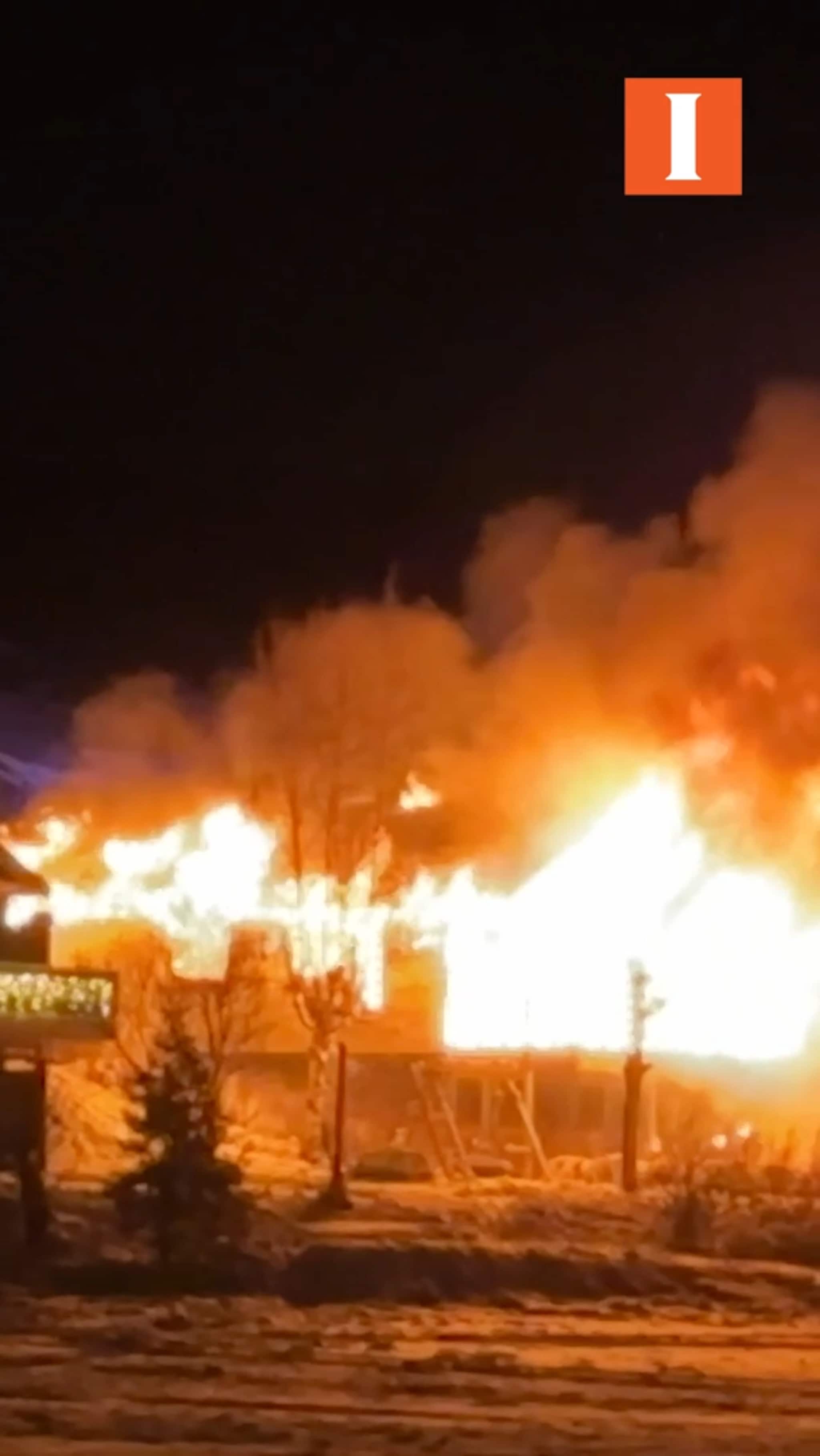 To brannmenn antatt omkommet