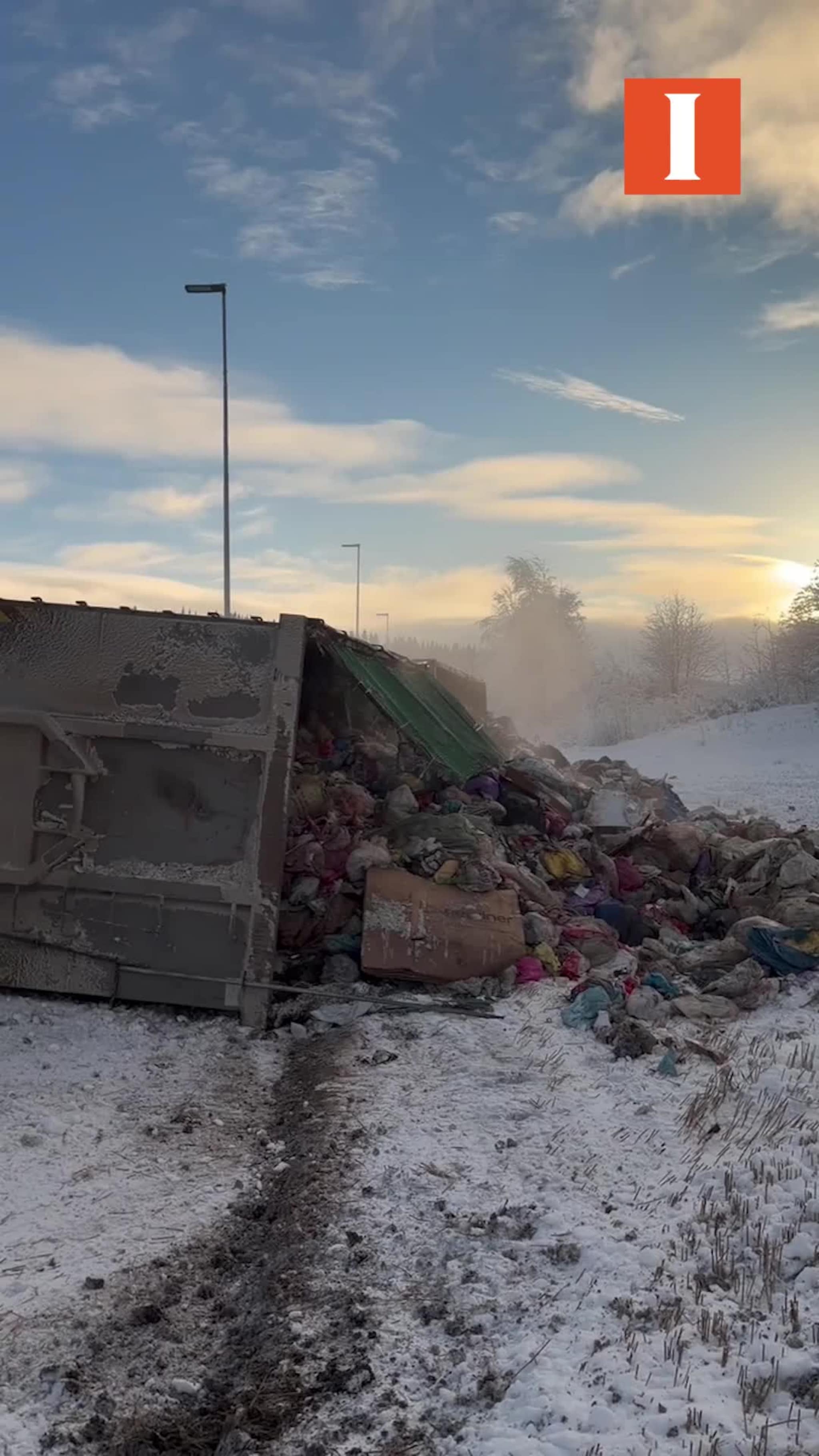 Lastebil veltet på E6