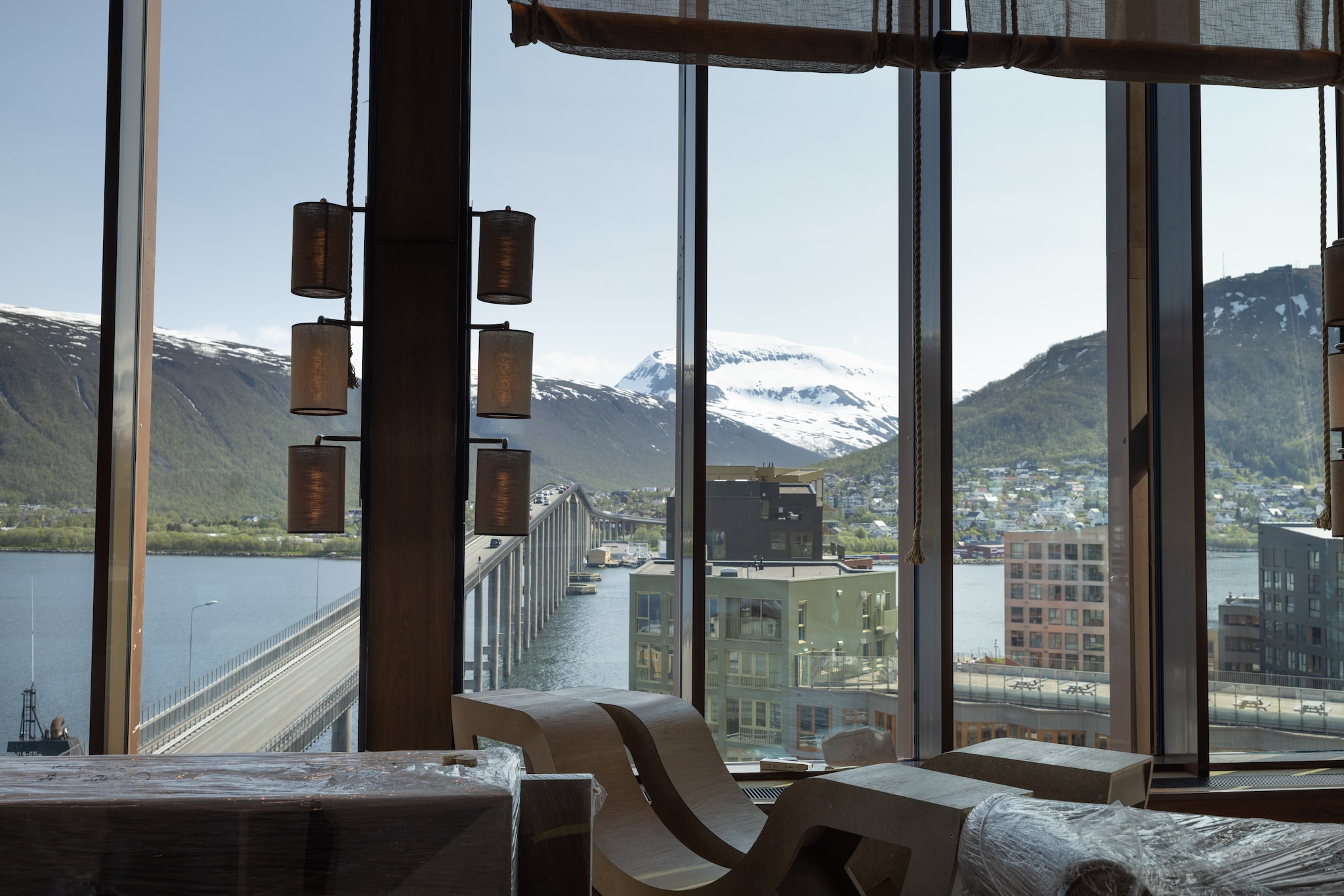 Sjekk utsikten fra byens nyeste hotellrestaurant