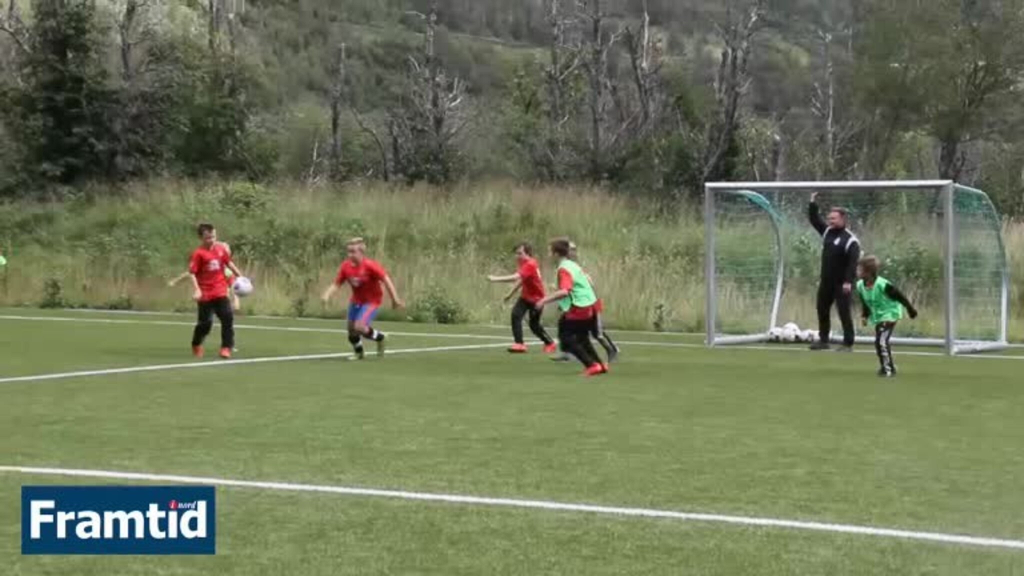 Full fart på fotballskole