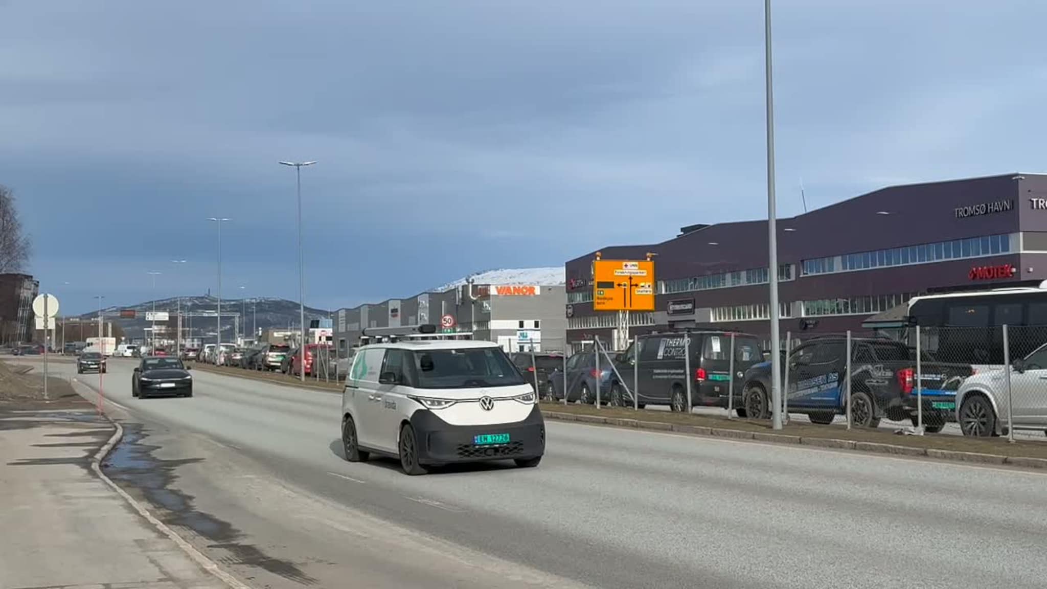 Kø ved tunnelinnslaget