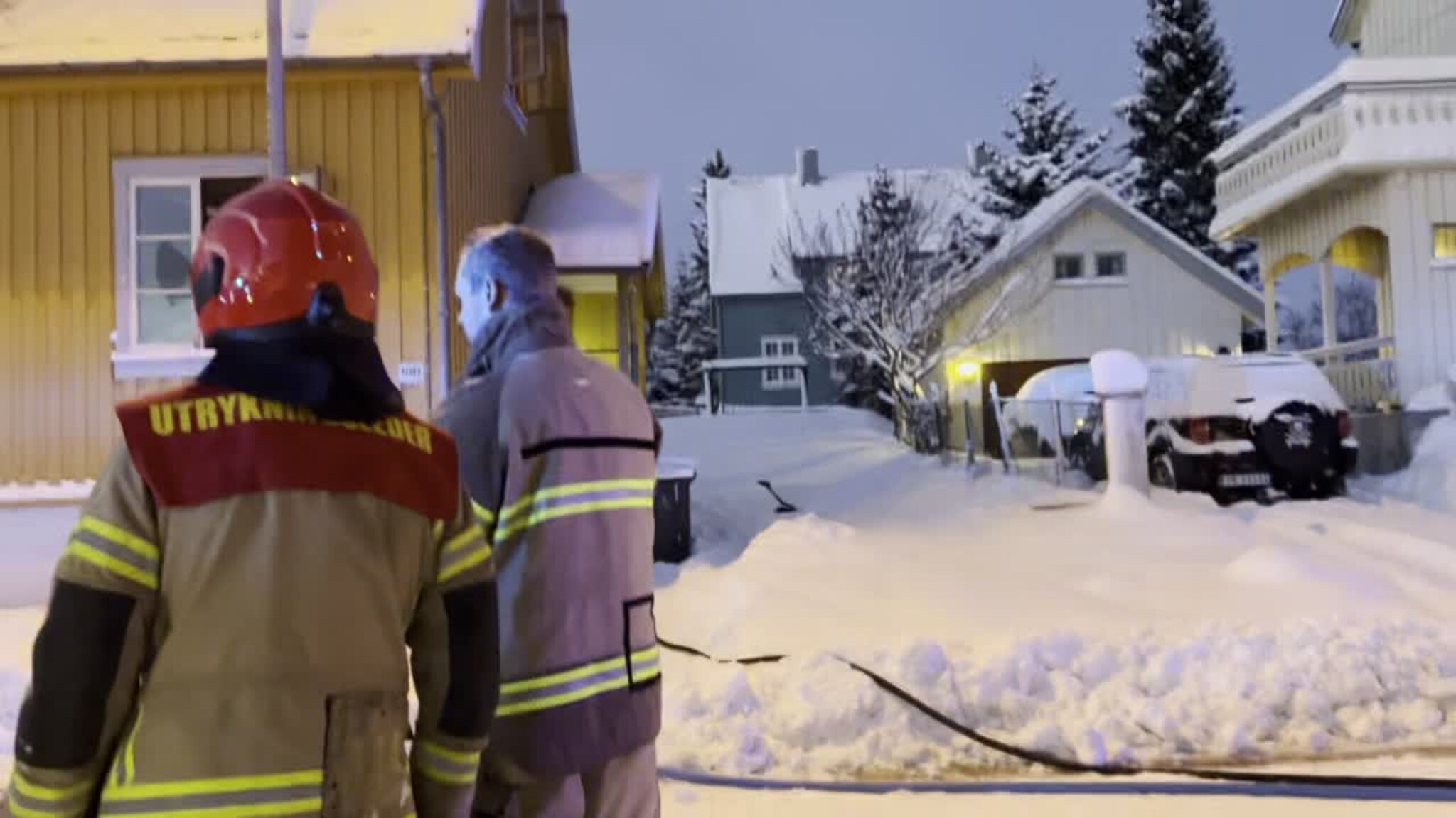 Røykutvikling i enebolig i Hansjordnesbukta.mov