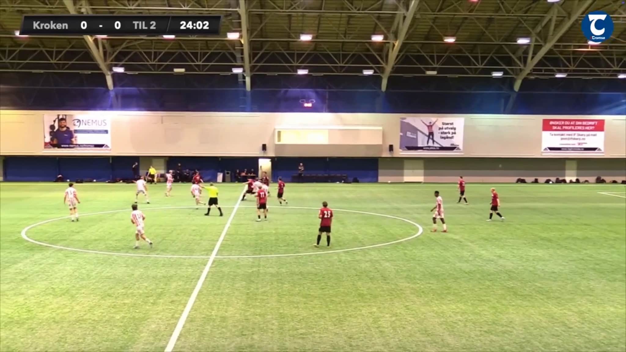 Her scorer Daniel Mikkelsen fra egen banehalvdel!