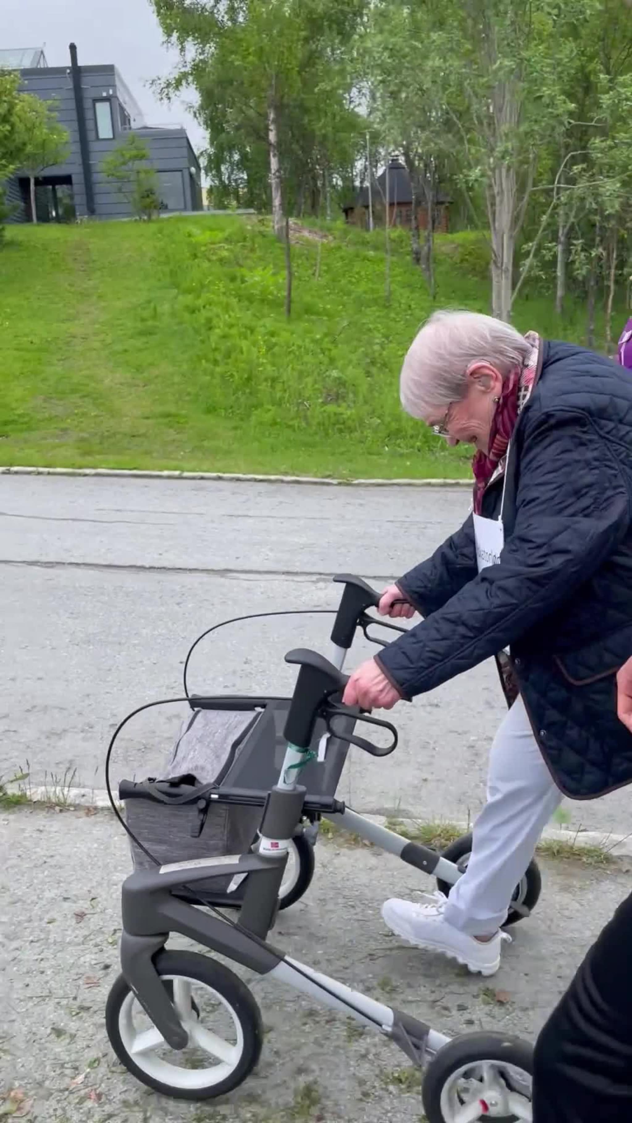 Erna er stjerna i rullatorløpet