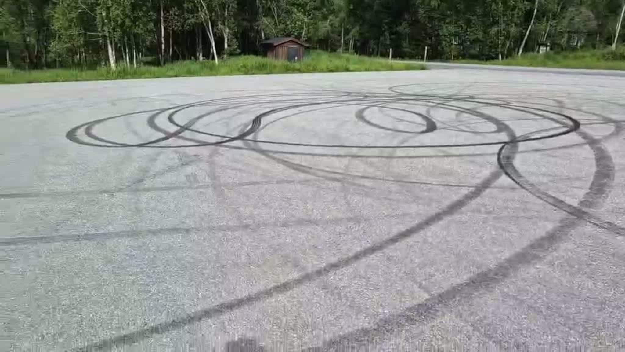 BMW utfor vegen