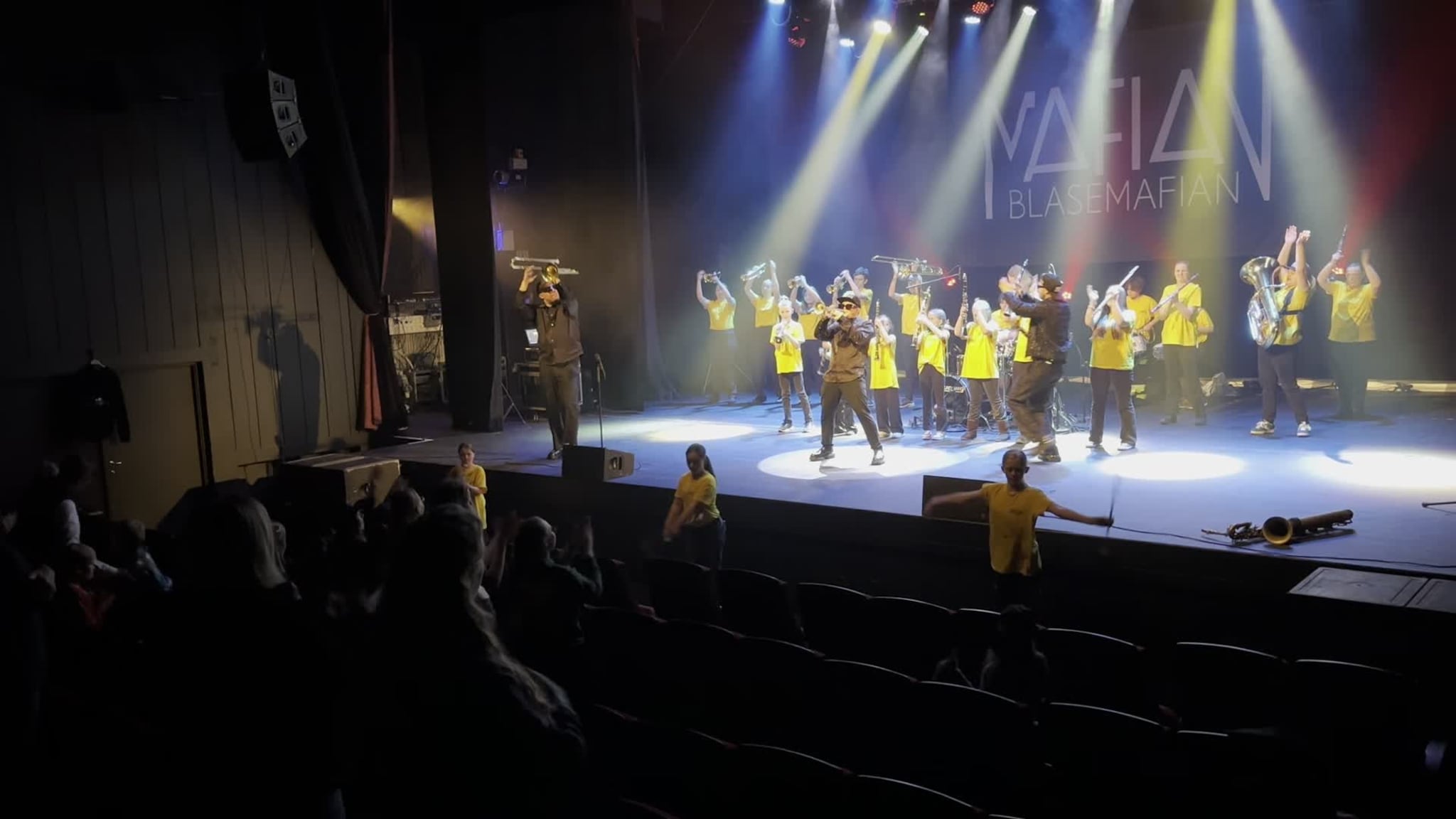 Løfta taket i kulturhuset