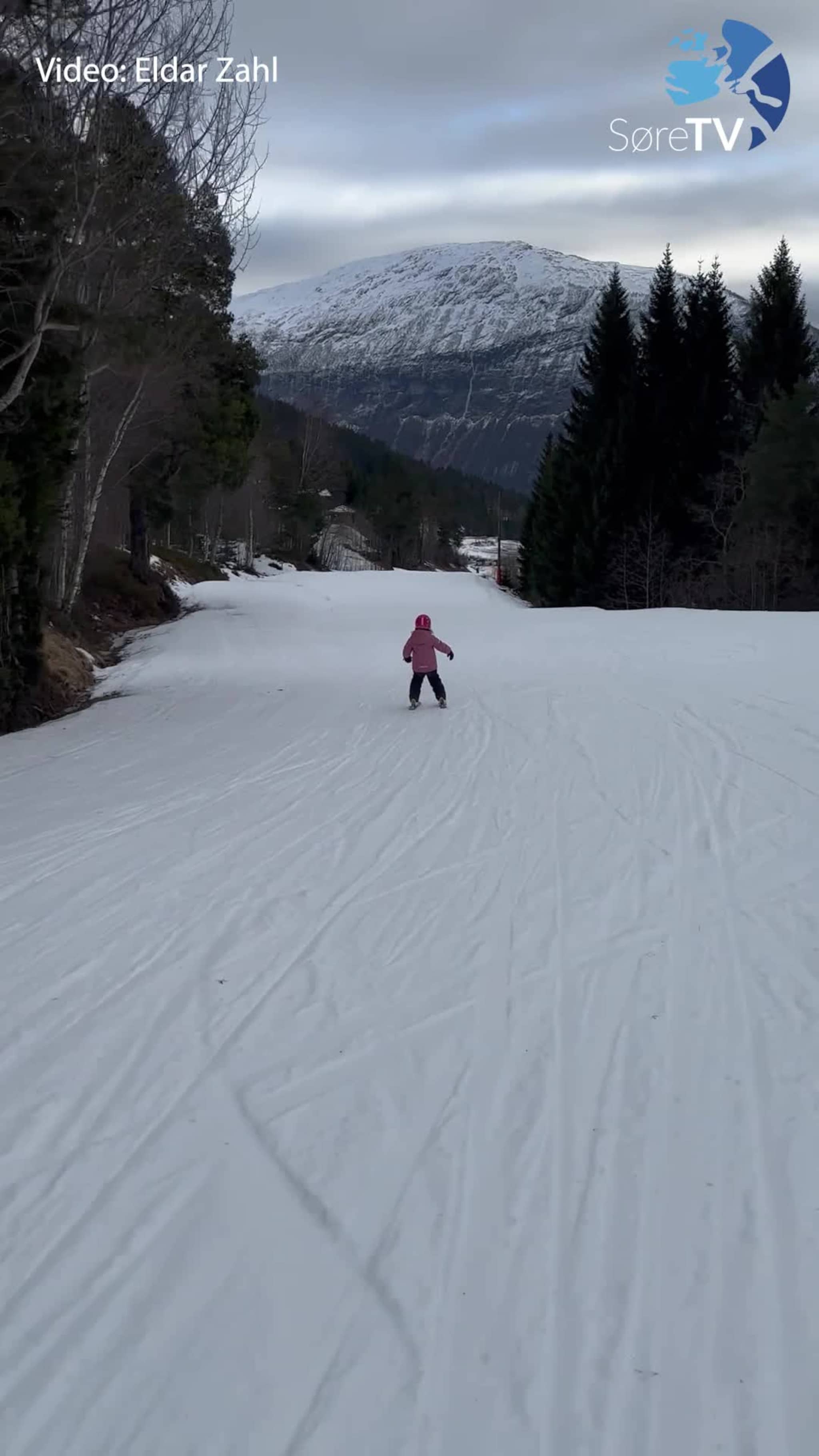 Ellie står også på ski