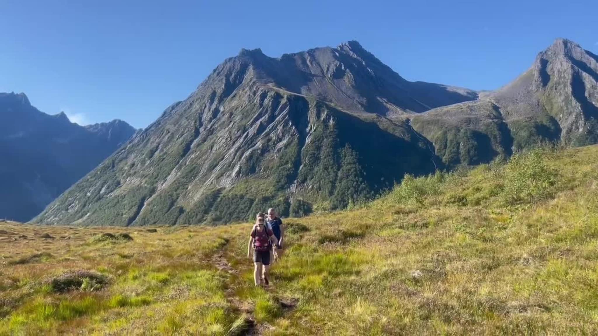 Bli med på besøk til Kjerringa